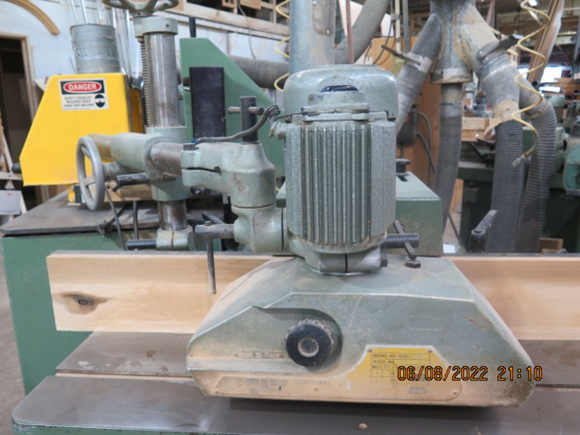 Wadkin BEL Spindle Shaper s/n 927 w/ 3000-10,000 RPM, HolzHer 3-Roll Power Feeder (SOLD AS-IS - NO - Image 7 of 9