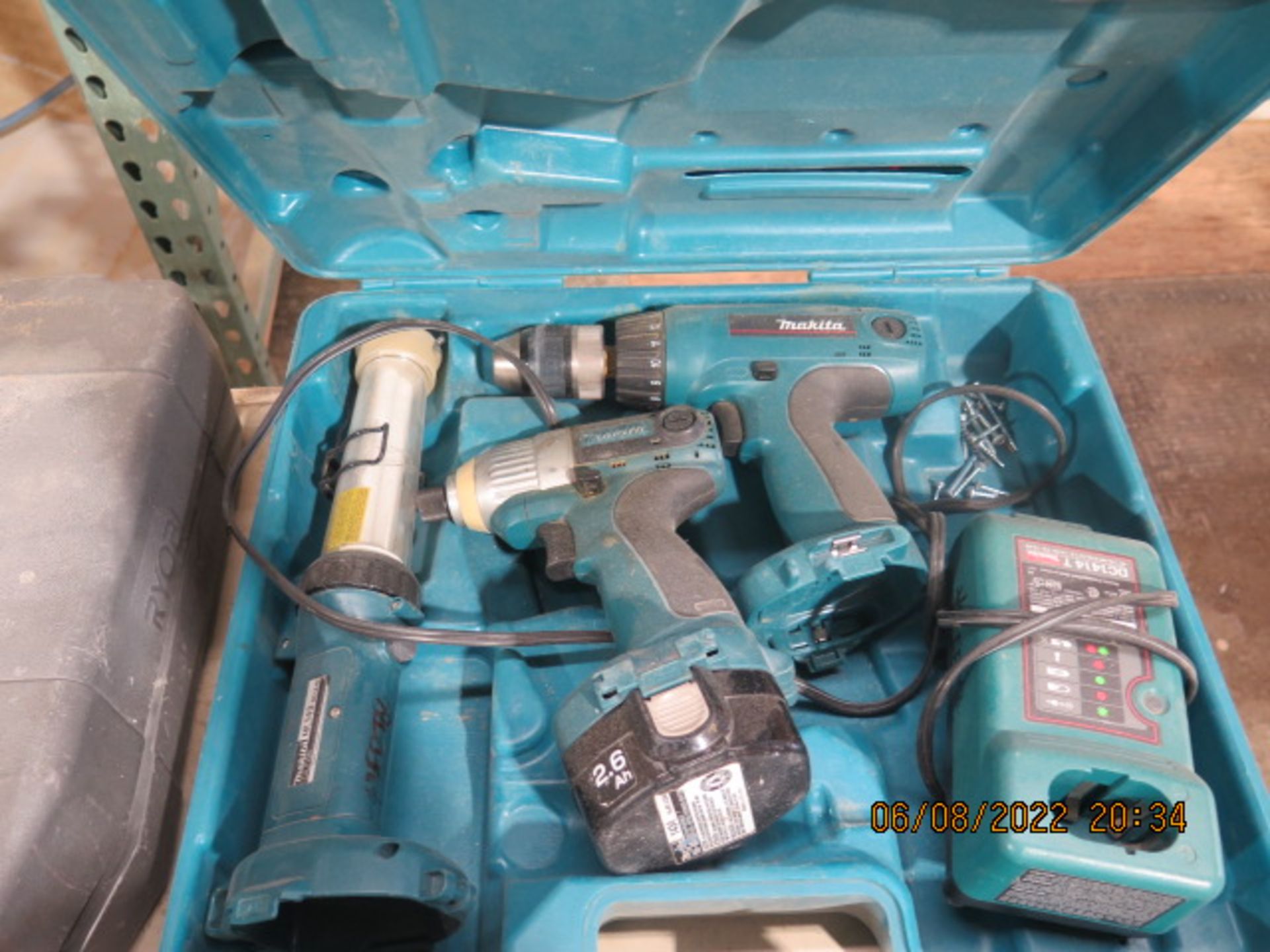 Makita 18 Volt Drill and Nut Driver Set (SOLD AS-IS - NO WARRANTY) - Image 2 of 5