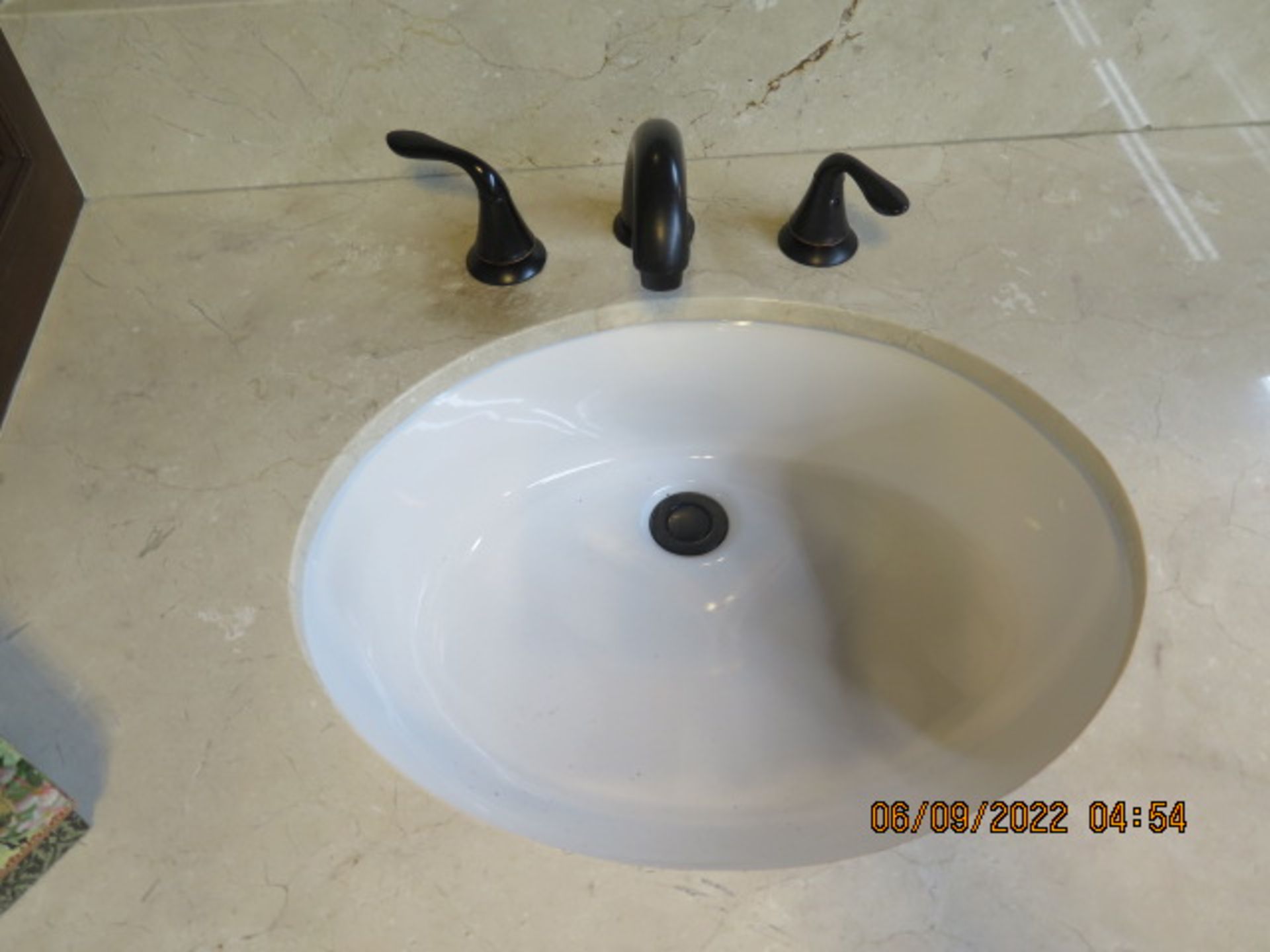 Custom Bathroom (NO Chairs or Display pieces - Owner will help to dismantle) (SOLD AS-IS - NO - Image 6 of 6