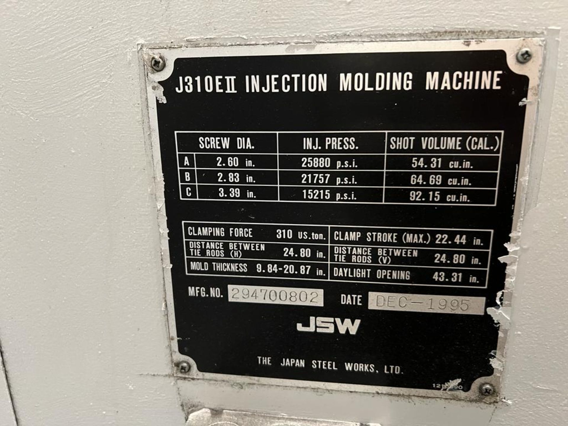 JSW MODEL 310E II, 310 TON PLASTIC INJECTION MOLDING MACHINE, 22.44’’, 64.69 Shot Size. SOLD AS-IS - Image 6 of 9