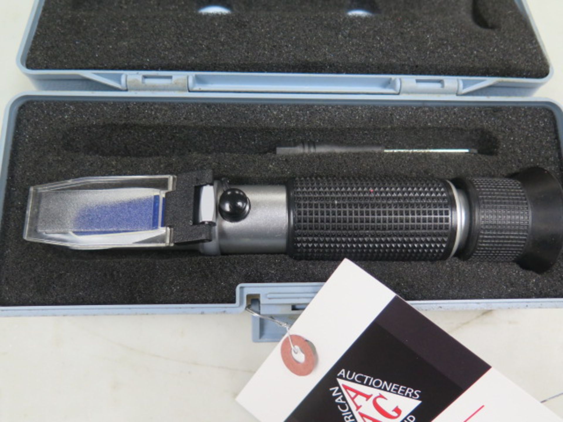 Refractometer (SOLD AS-IS - NO WARRANTY) - Image 2 of 4