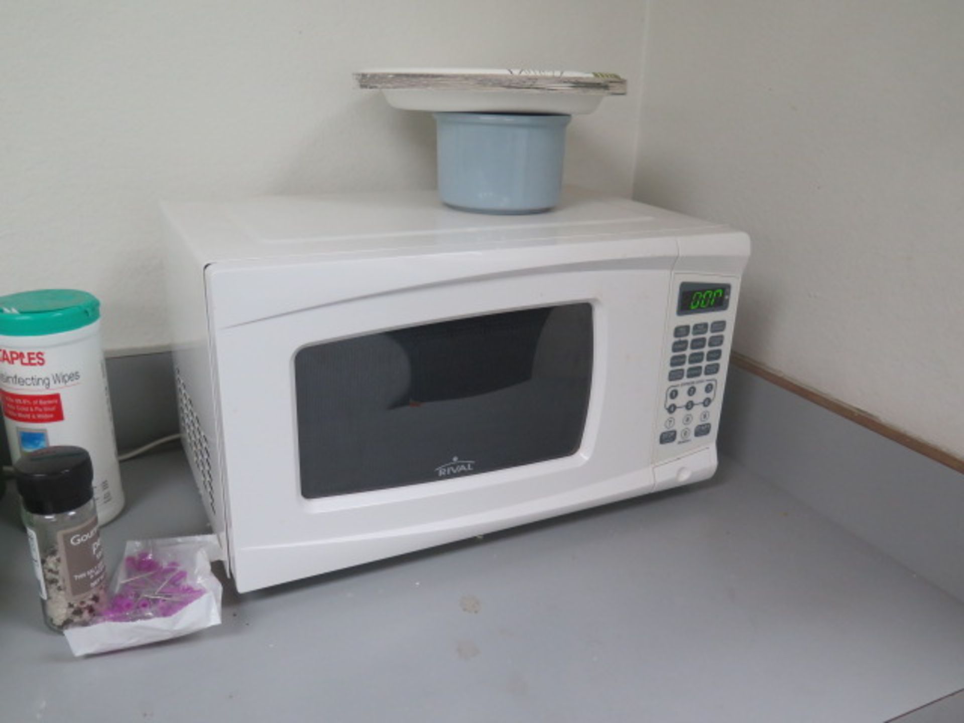 Microwaves, Tables and Chairs (SOLD AS-IS - NO WARRANTY) - Image 4 of 4