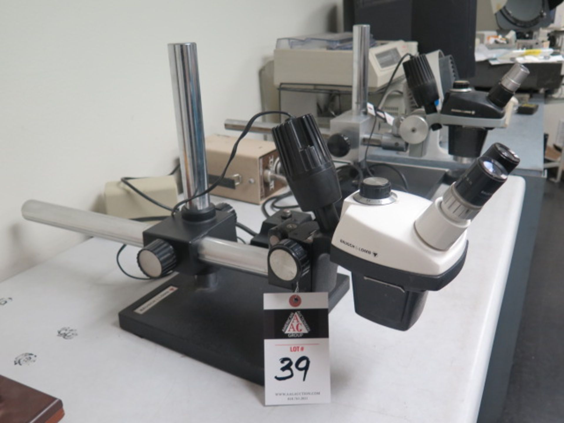 Bausch & Lomb Stereo Microscope w/ Light Source (SOLD AS-IS - NO WARRANTY)