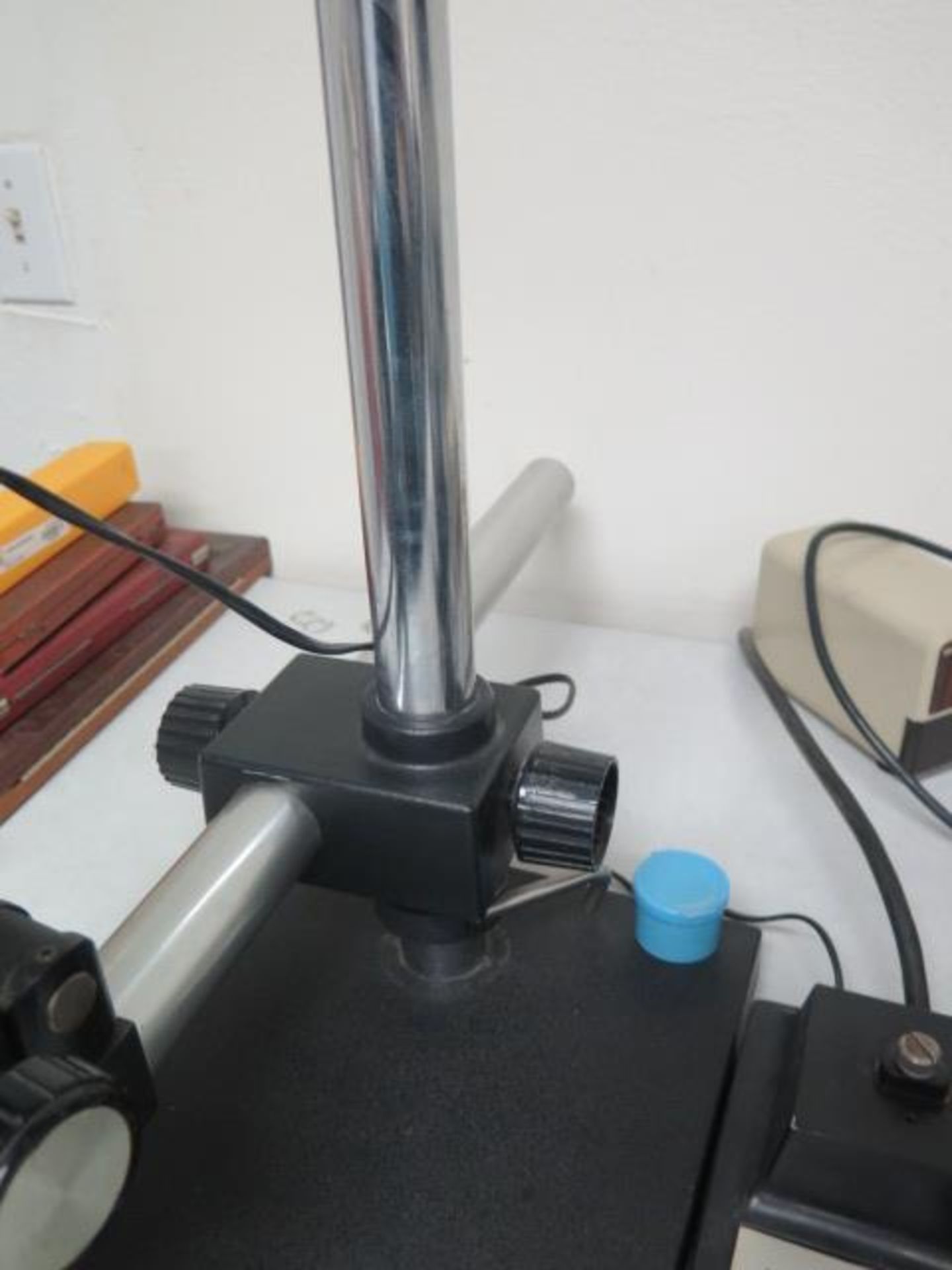 Bausch & Lomb Stereo Microscope w/ Light Source (SOLD AS-IS - NO WARRANTY) - Image 7 of 9