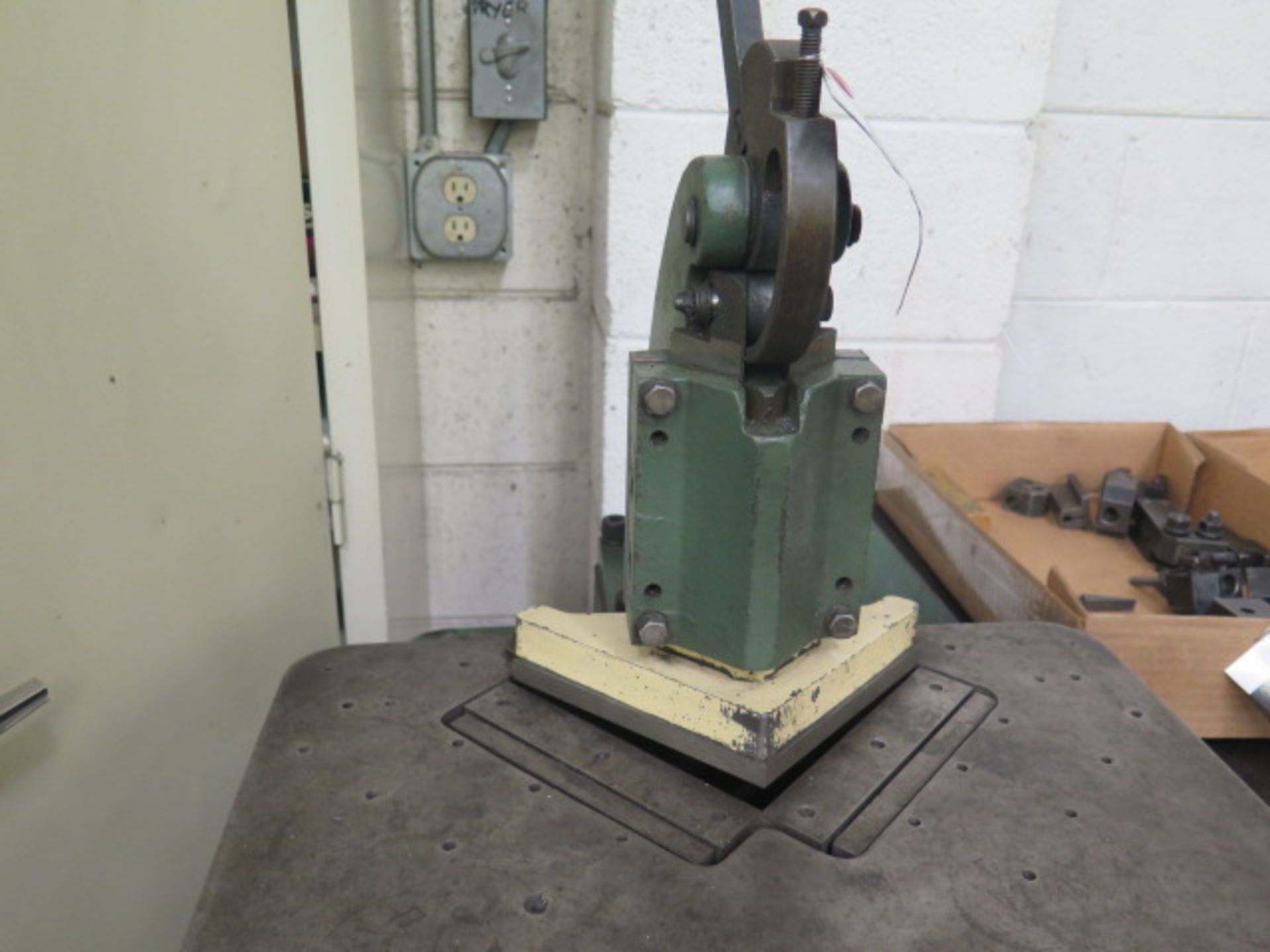 DiAcro Notcher No.1 6" x 6" Hand Corner Notcher w/ Stand (SOLD AS-IS - NO WARRANTY) - Image 3 of 7