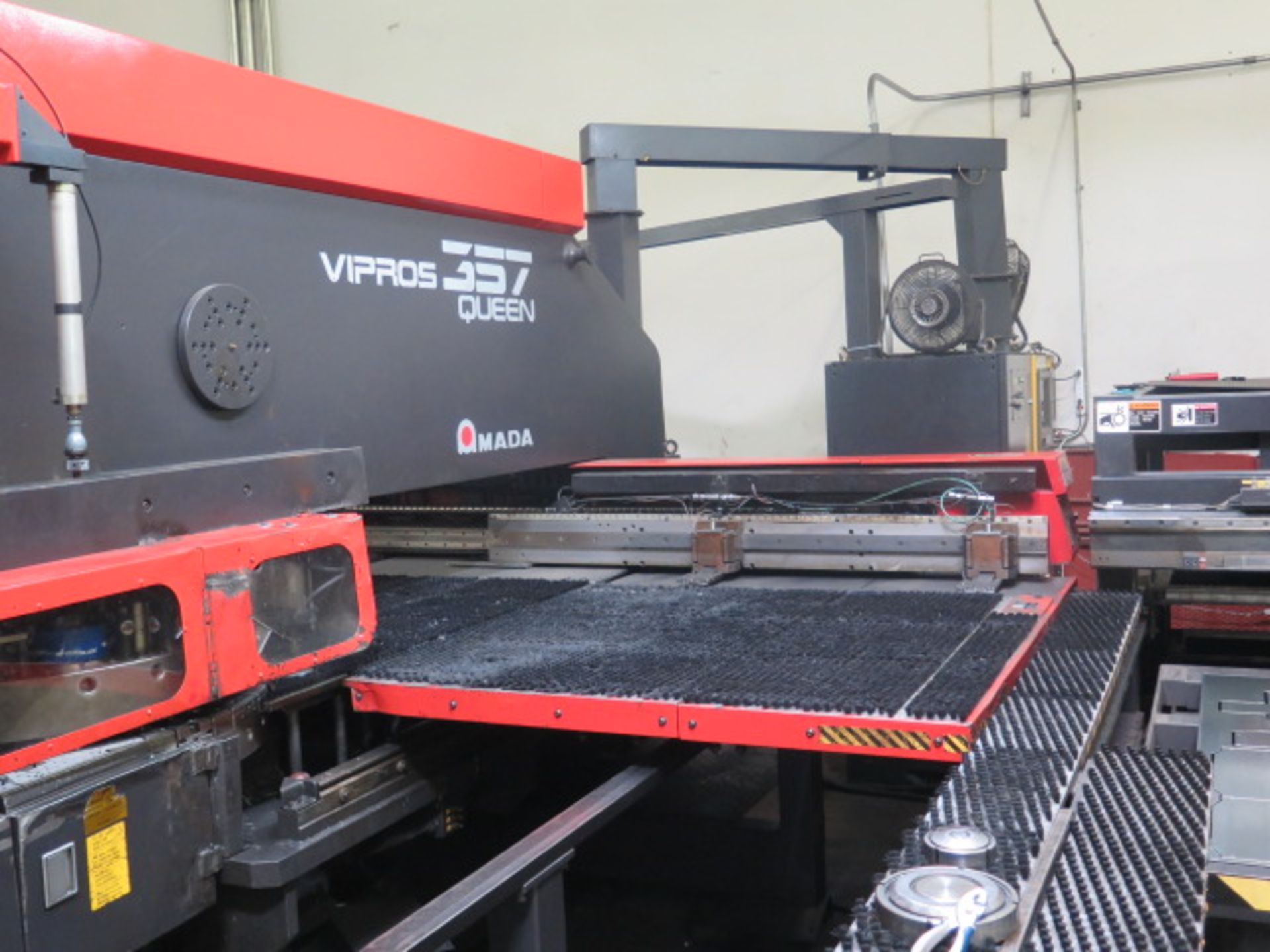 1998 Amada VIPROS 357 QUEEN 30 Ton CNC Turret Punch Press s/n 35730345 w/ O4P-C Controls, SOLD AS IS - Image 4 of 30