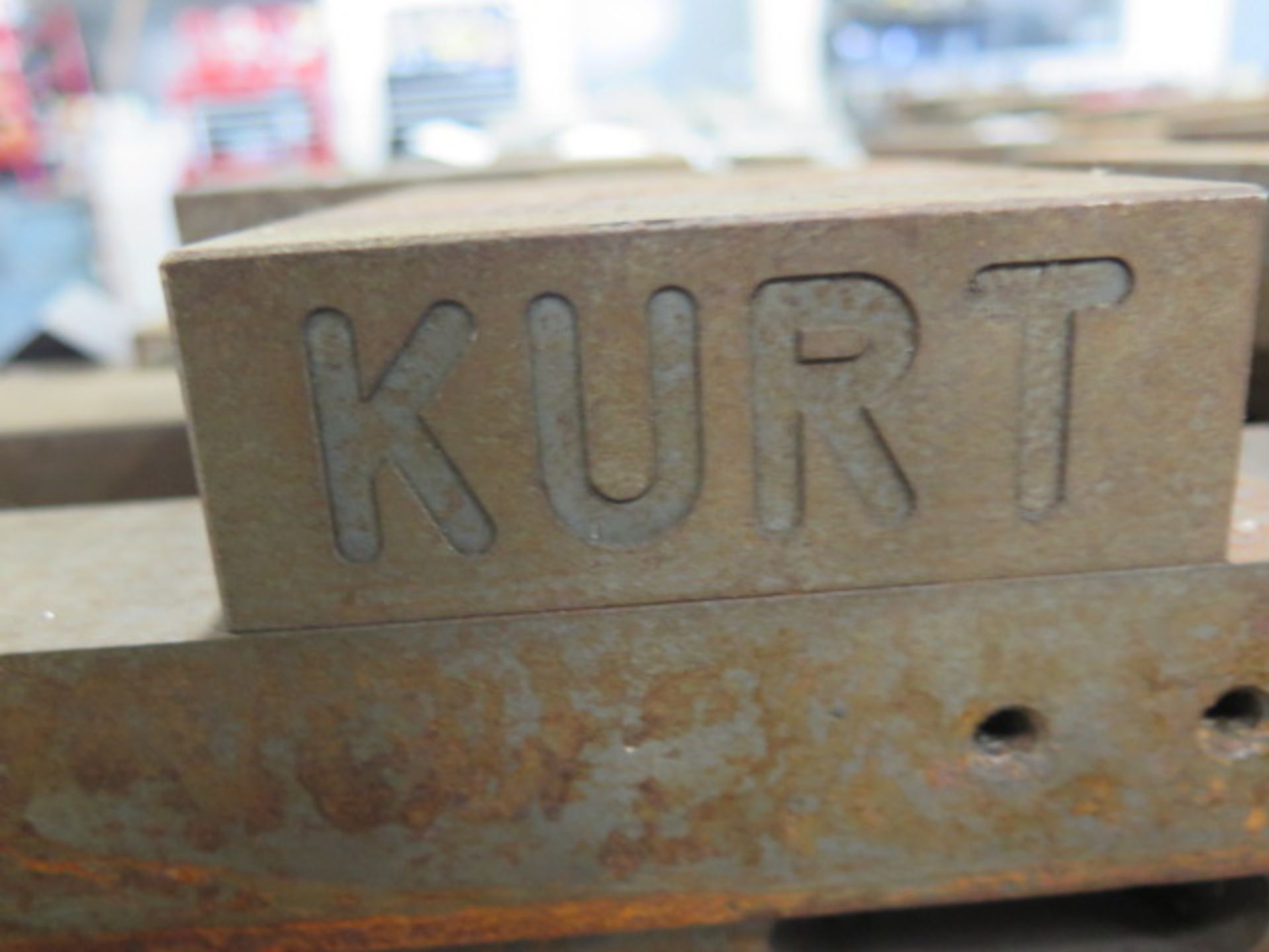 Kurt 6" Double-Lock Vise (SOLD AS-IS - NO WARRANTY) - Image 4 of 4