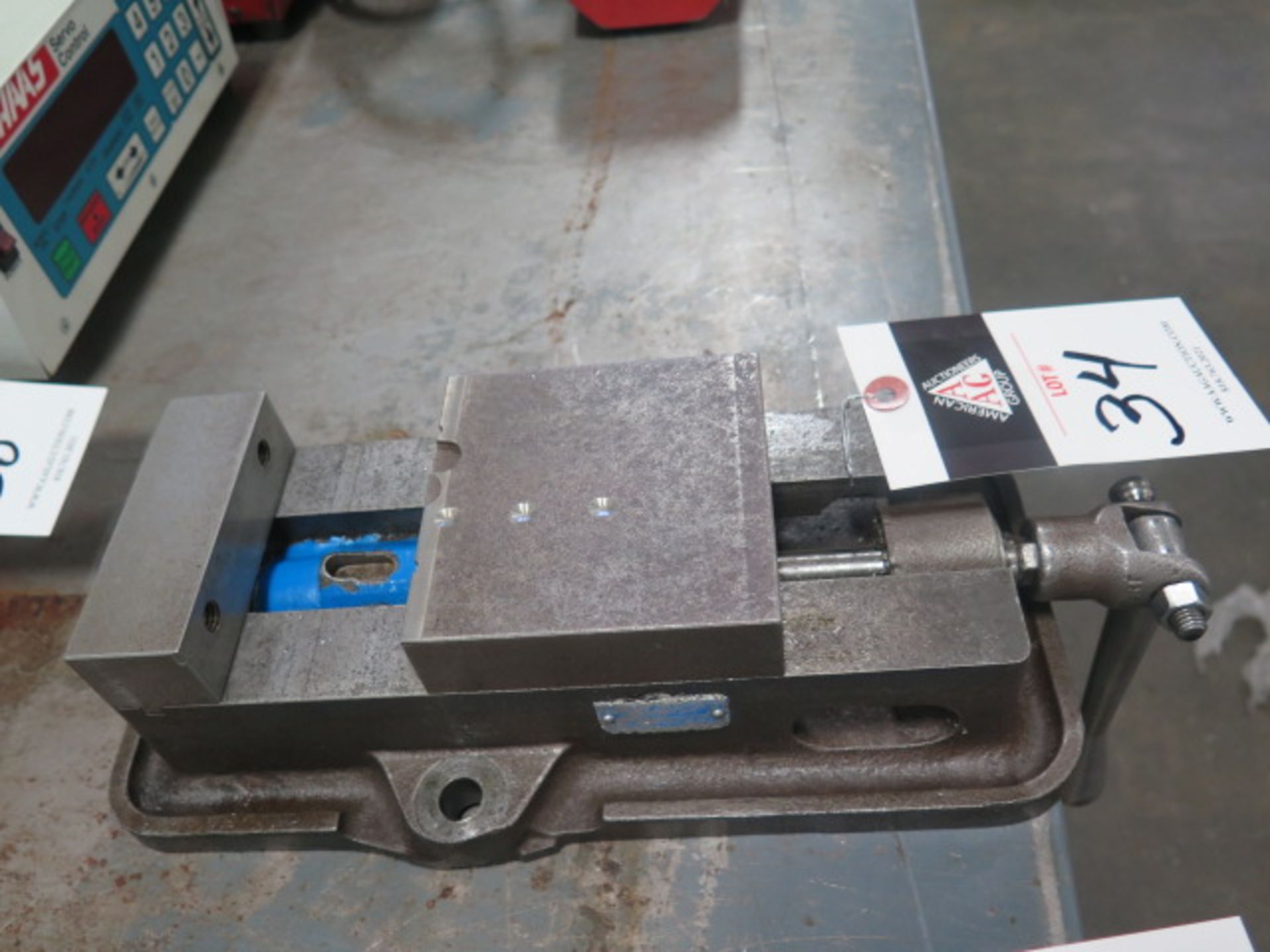 Kurt 4" Angle-Lock Vise (SOLD AS-IS - NO WARRANTY) - Image 2 of 3