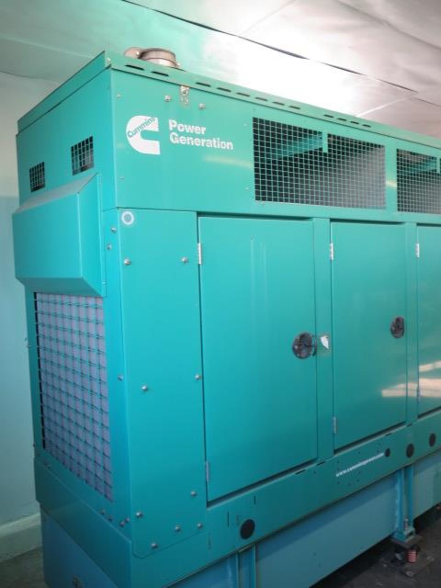 Cummins DSHAC-A030U612 200kW Diesel Gen s/n D100113276, Approx 120 Hours, Dig Controls, SOLD AS IS - Image 3 of 12