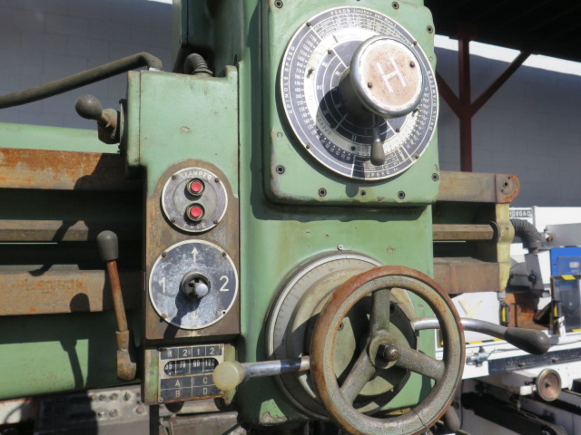 Hercules 4' / 12 1/2" Radial Arm Drill w/ Power Column and Feeds (SOLD AS-IS - NO WARRANTY) - Image 8 of 9