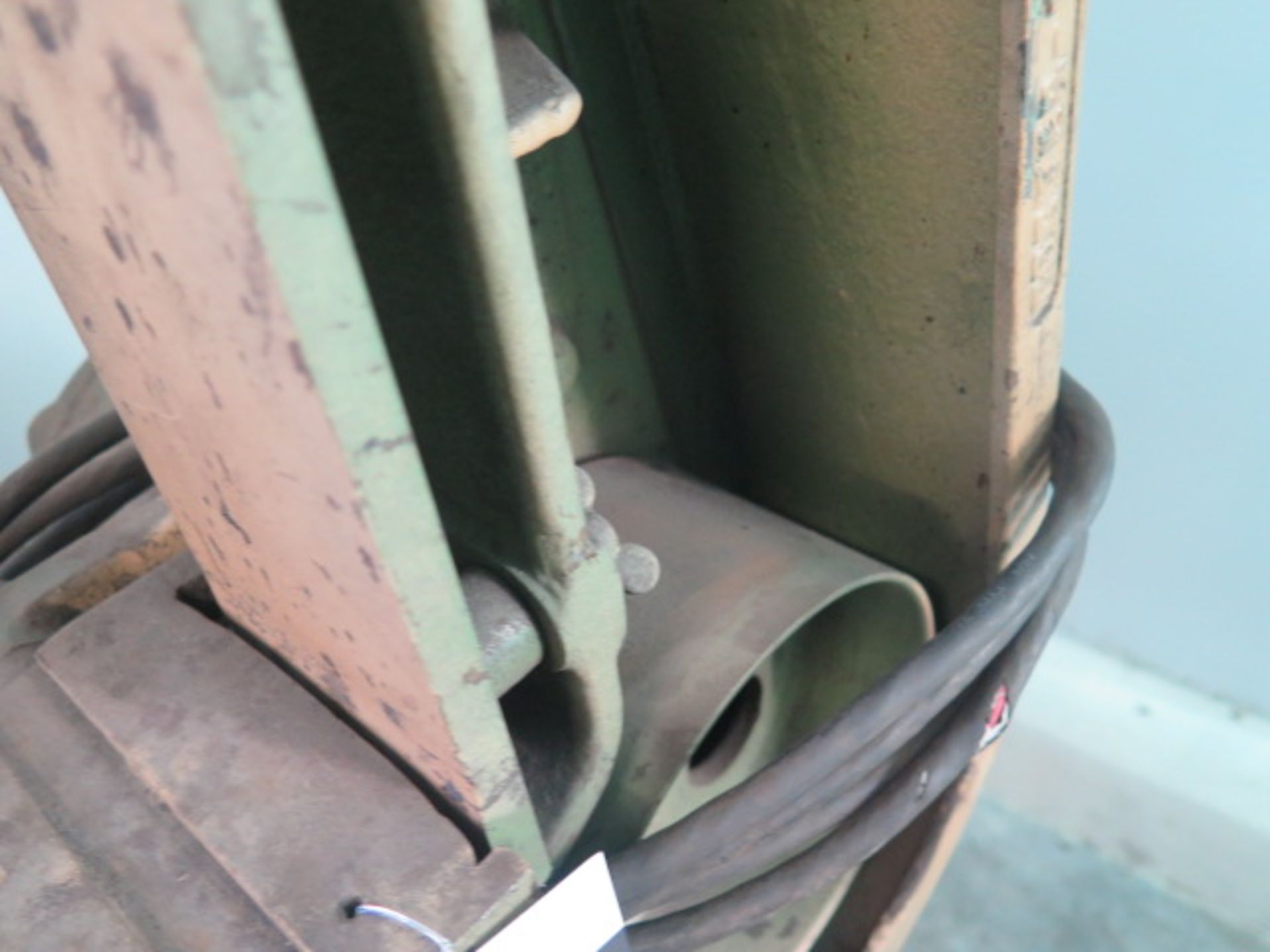 4" Pedestal Belt Sander (SOLD AS-IS - NO WARRANTY) - Image 4 of 4