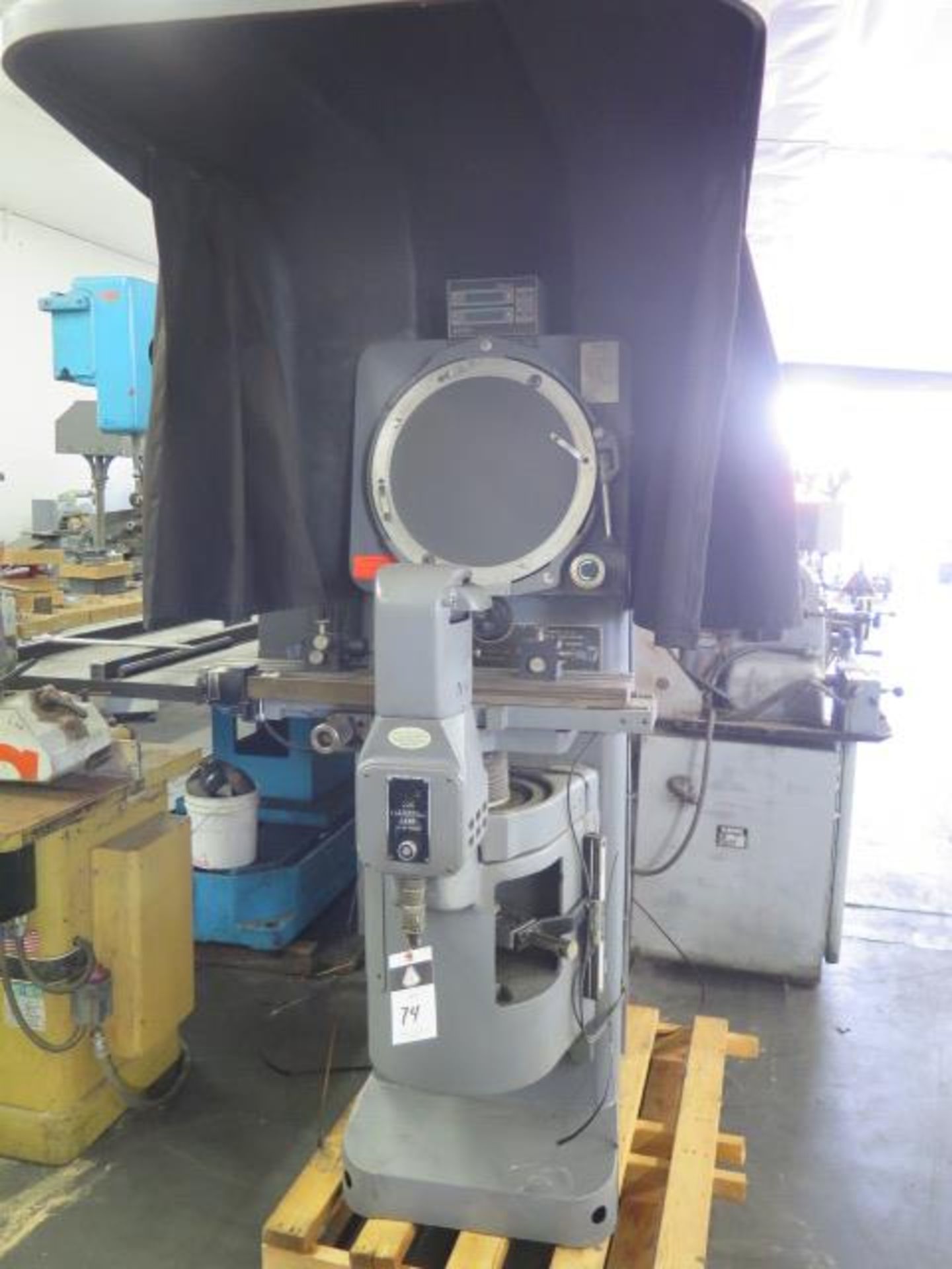 J & L PC-14 14" Floor Model Optical Comparator w/ Acu-Rite Quickcount DRO, SOLD AS-IS - NO