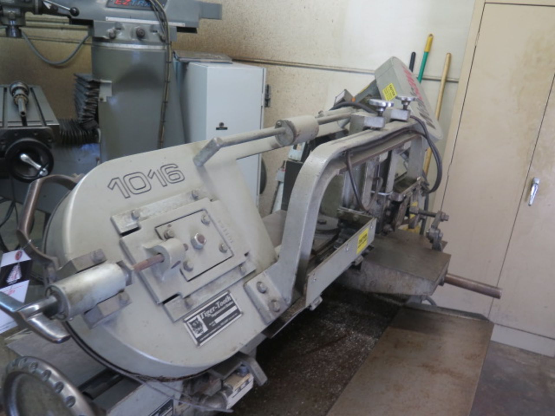 Wellsaw mdl. 1016 10” Horizontal Band Saw s/n 8309 w/ Manual Clamping, Work Stop, Coolant SOLD AS-IS - Image 5 of 11