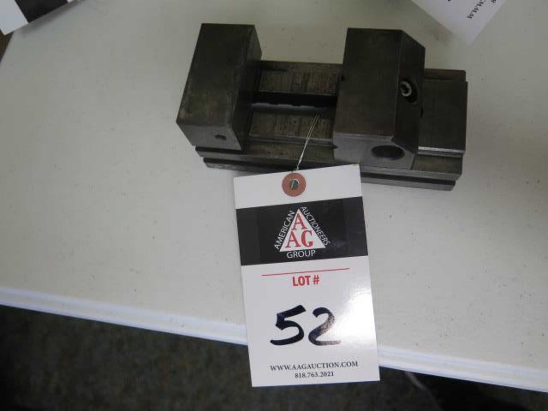 2 3/4" Machinists Vise (SOLD AS-IS - NO WARRANTY)