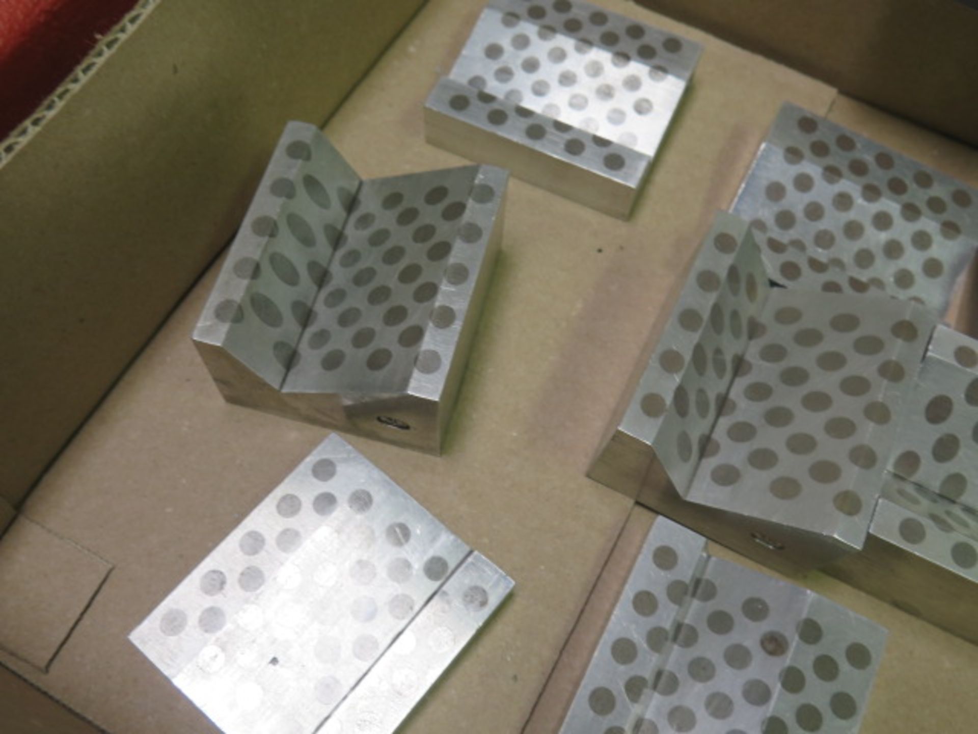 Magnetic Angle Blocks (SOLD AS-IS - NO WARRANTY) - Image 3 of 4