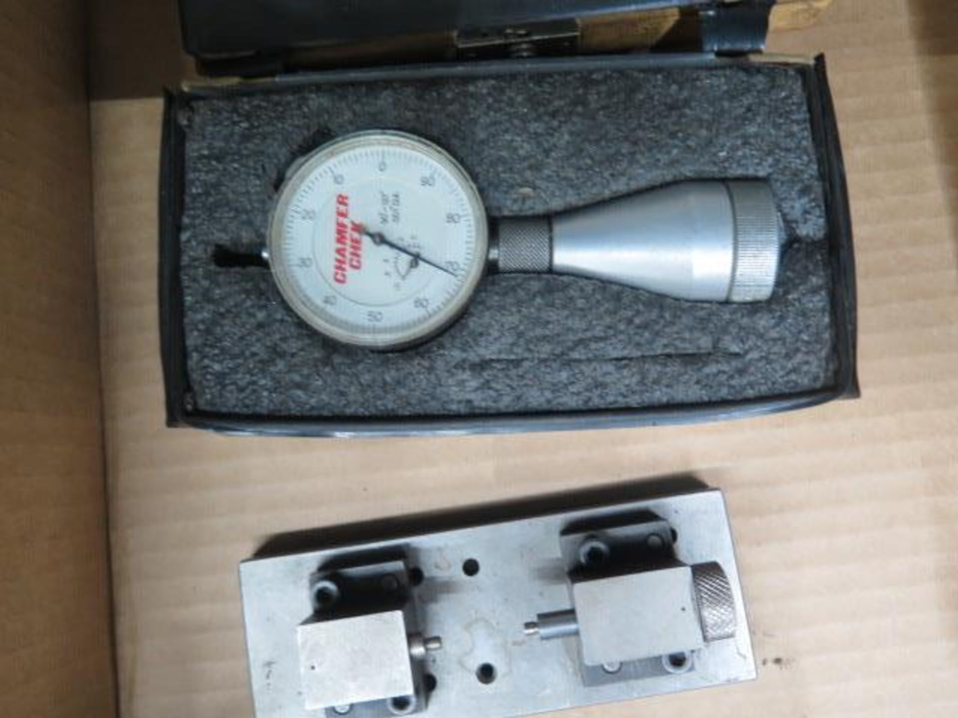 Fowler 0-1" Thread Pitch Mic, Dial Chamfer Gage and Small Bench Center (SOLD AS-IS - NO WARRANTY) - Image 3 of 5