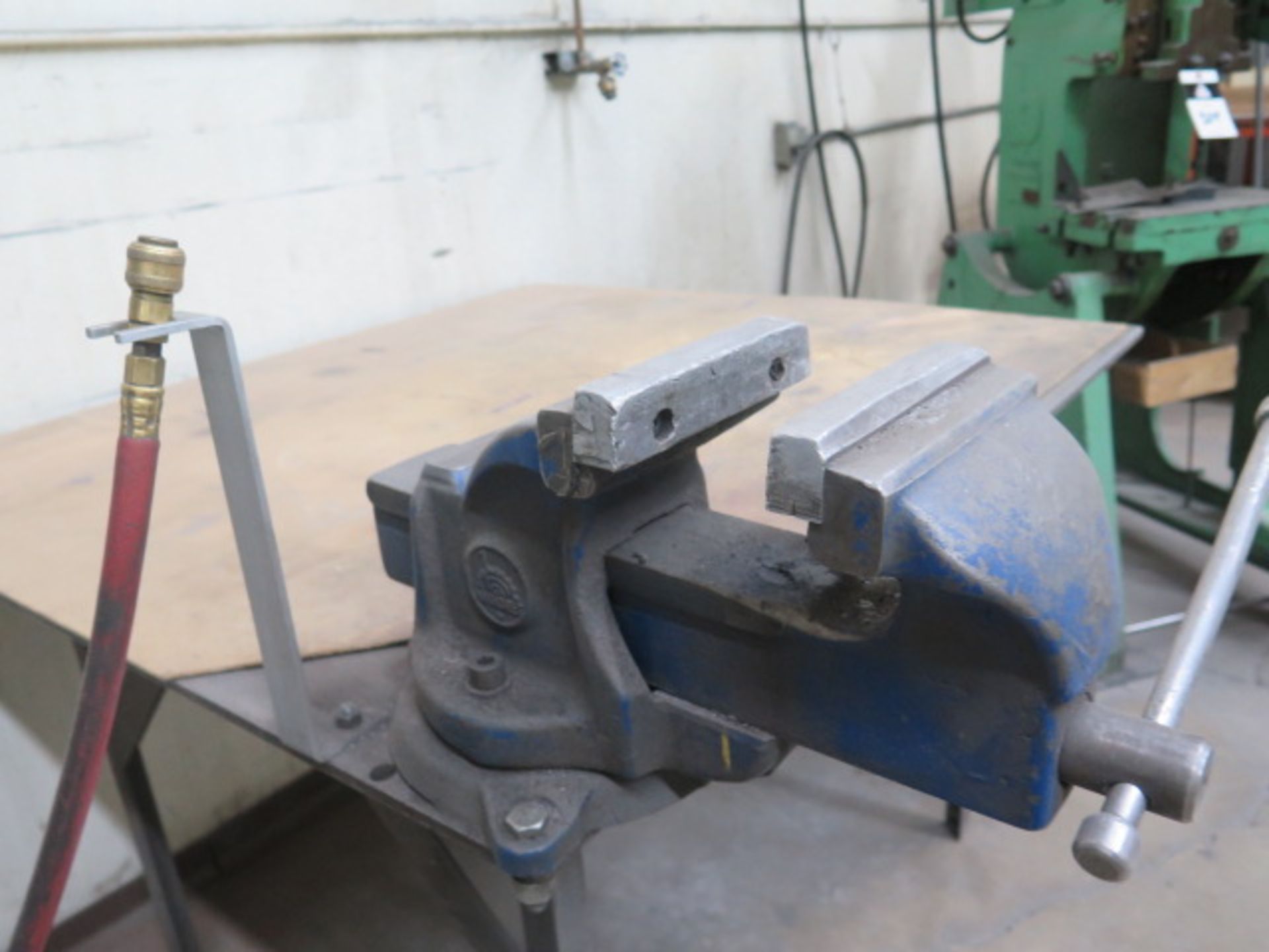 6" Bench Vise w/ Steel Table (SOLD AS-IS - NO WARRANTY) - Image 3 of 4