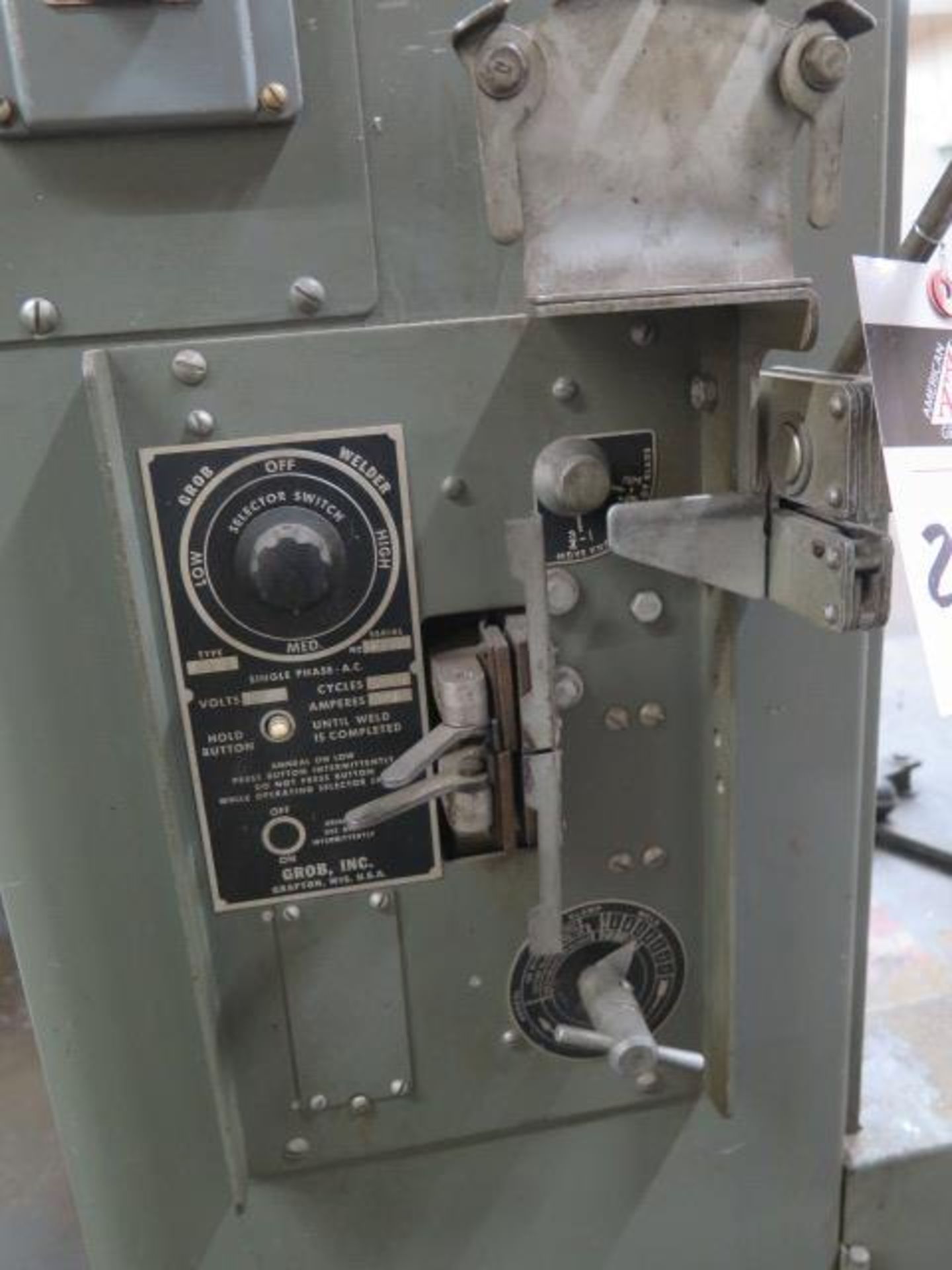 Grob 4V-24 24” Vertical Band Saw s/n 1476 w/ Blade Welder, 24” x 28” Table (SOLD AS-IS - NO - Image 4 of 7