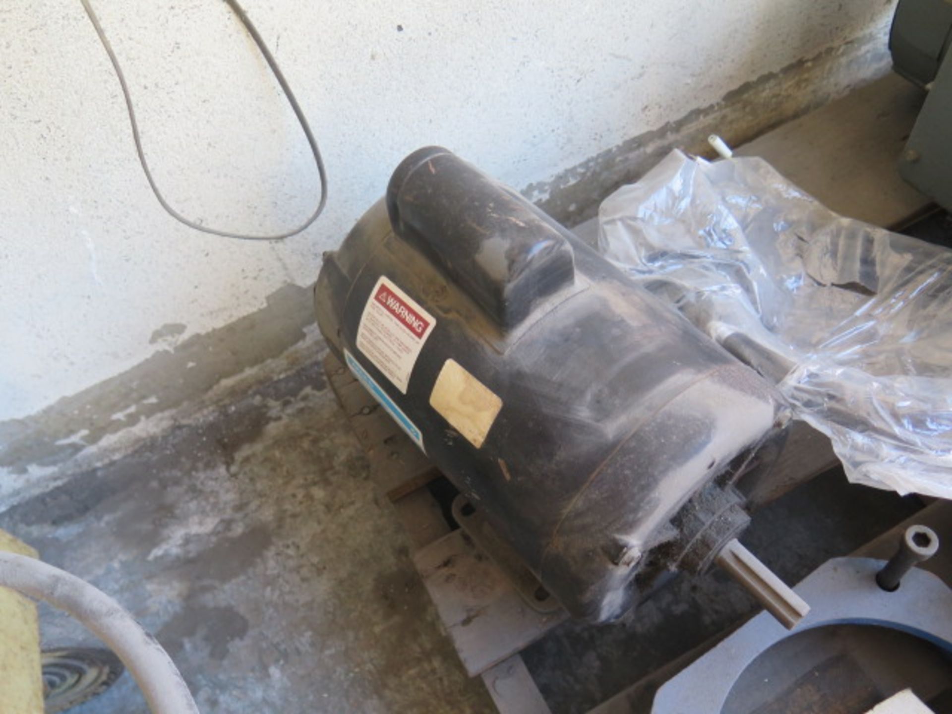 Daewoo Coolant Pump (SOLD AS-IS - NO WARRANTY) - Image 6 of 6