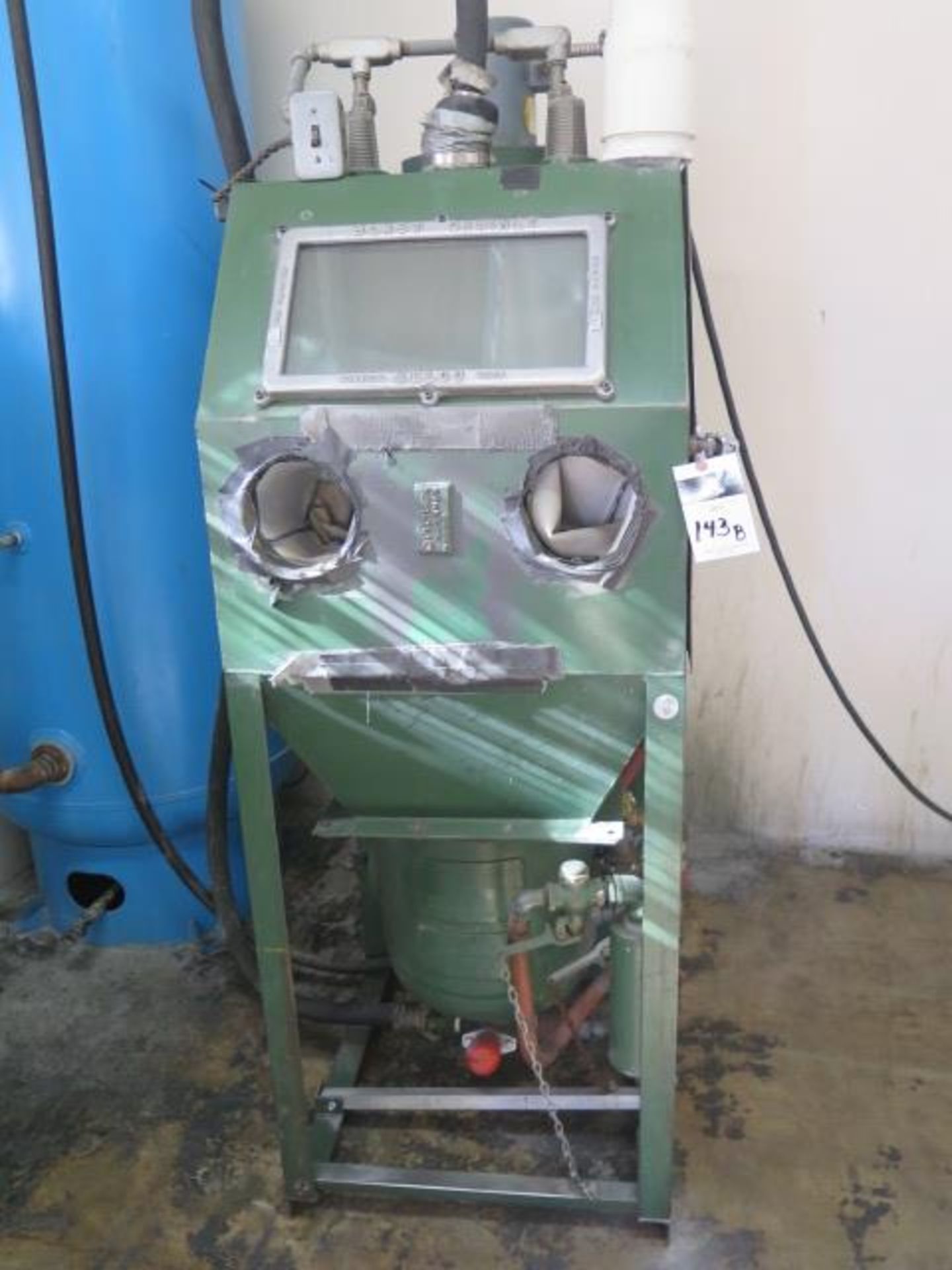 Kelco CH24C Dry Blast Cabinet w/ Dust Collector (SOLD AS-IS - NO WARRANTY) - Image 2 of 8