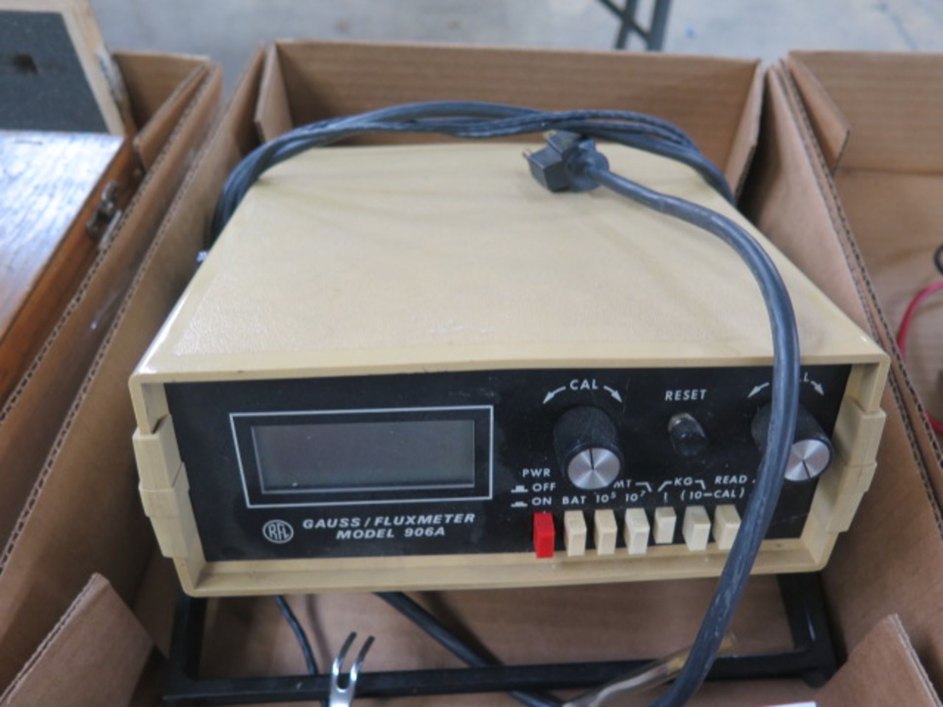 RFL mdl. 906A Gauss / Fluxmeter (SOLD AS-IS - NO WARRANTY) - Image 2 of 4