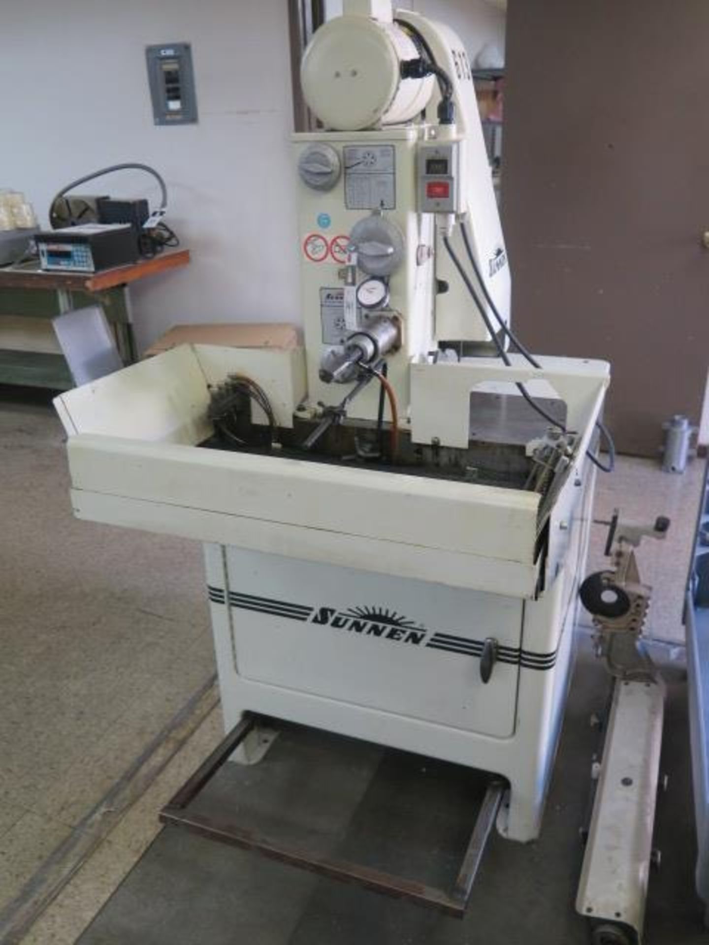 Sunnen MBB-1660-K Precision Honing Machine s/n 3FI-96860 w/ Squaring Attach and Tooling, SOLD AS IS - Image 3 of 14