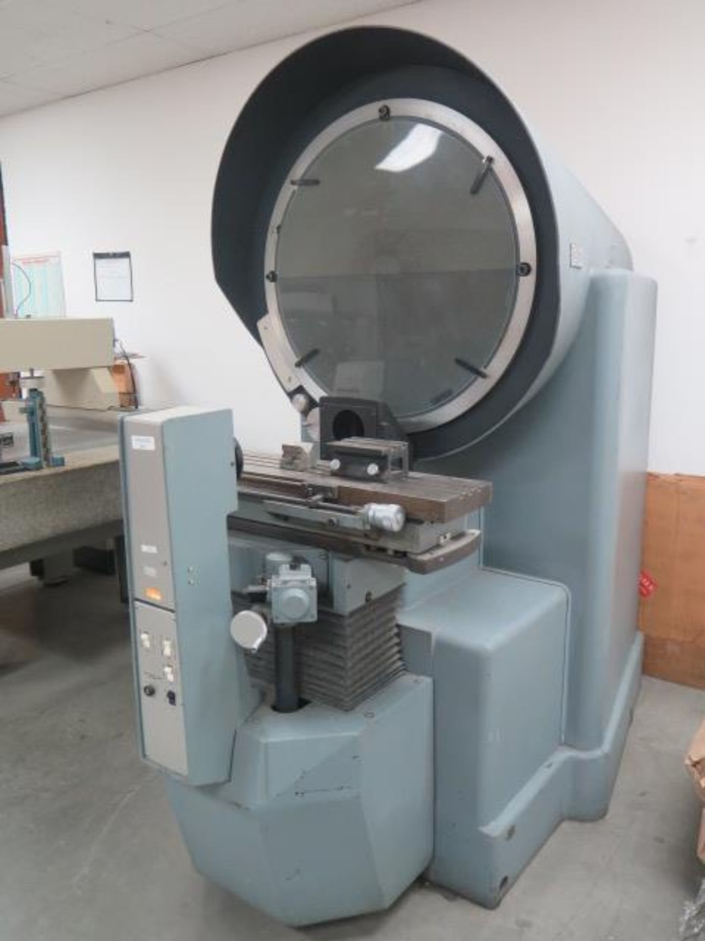 Ex-Cell-O XLO-827 30” Optical Comparator w/ 31.25X and 62.5X Lenses (SOLD AS-IS - NO WARRANTY) - Image 2 of 13