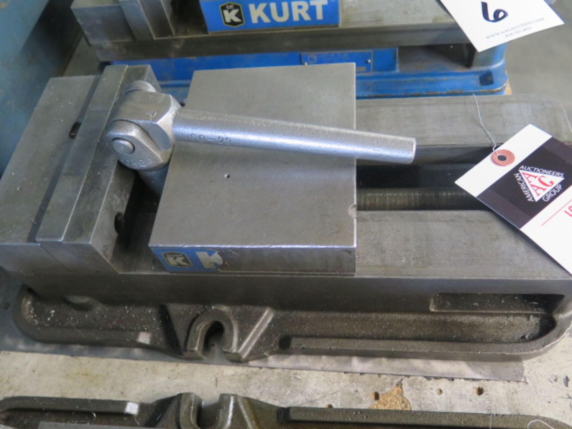 Kurt 6" Angle-Lock Vise (SOLD AS-IS - NO WARRANTY) - Image 2 of 4