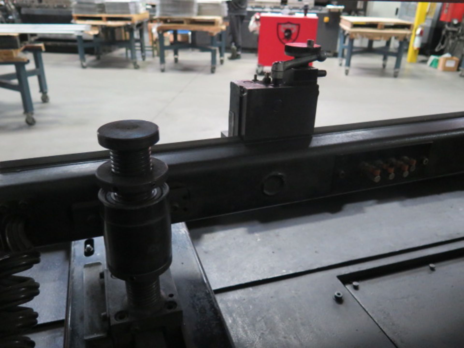 Amada RG-80 88 Ton x 8’ CNC Press Brake s/n 50034 w/ Amada NC9-EX II Controls, SOLD AS IS - Image 7 of 15