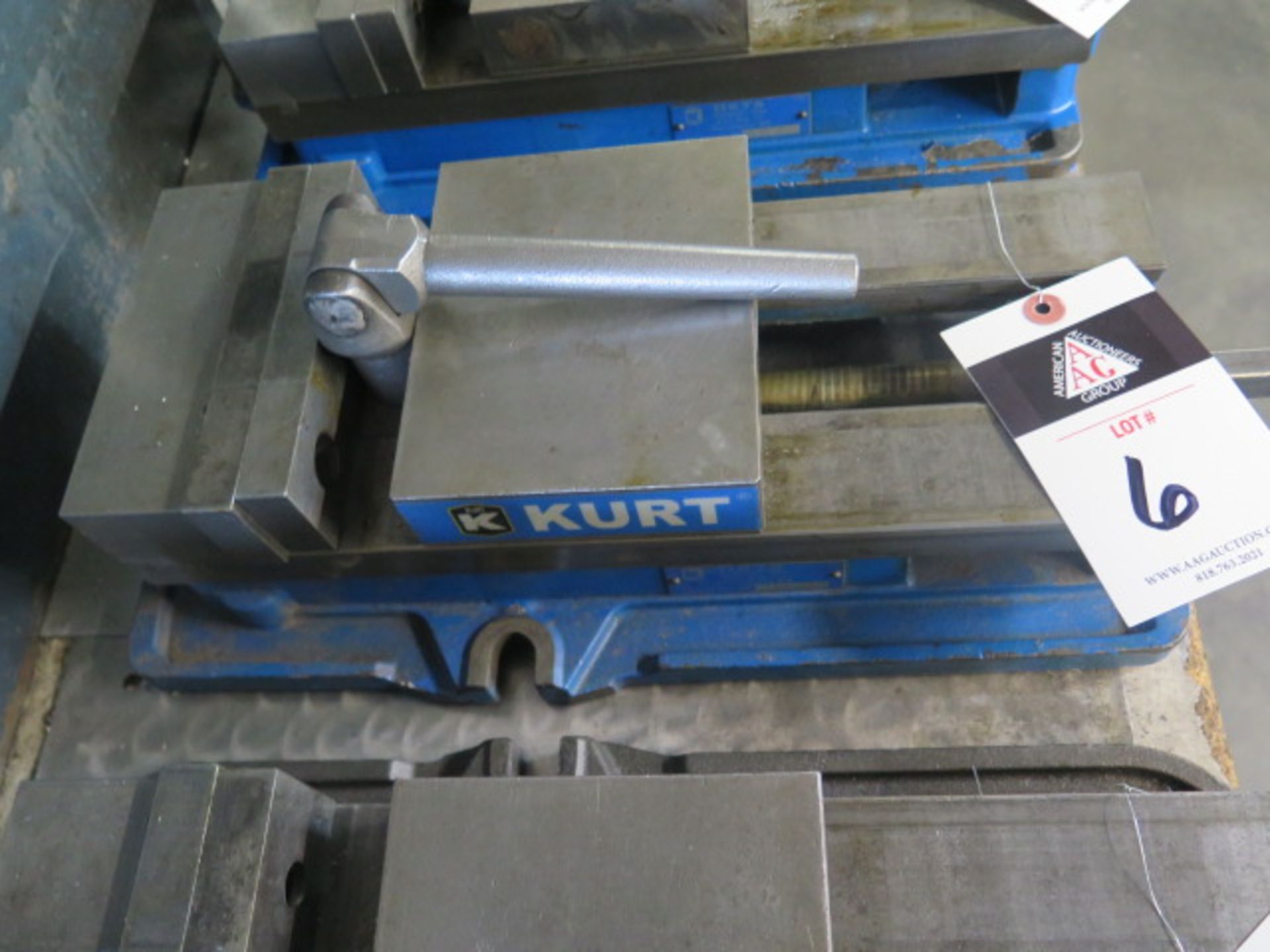 Kurt D675 6" Angle-Lock Vise (SOLD AS-IS - NO WARRANTY) - Image 2 of 4