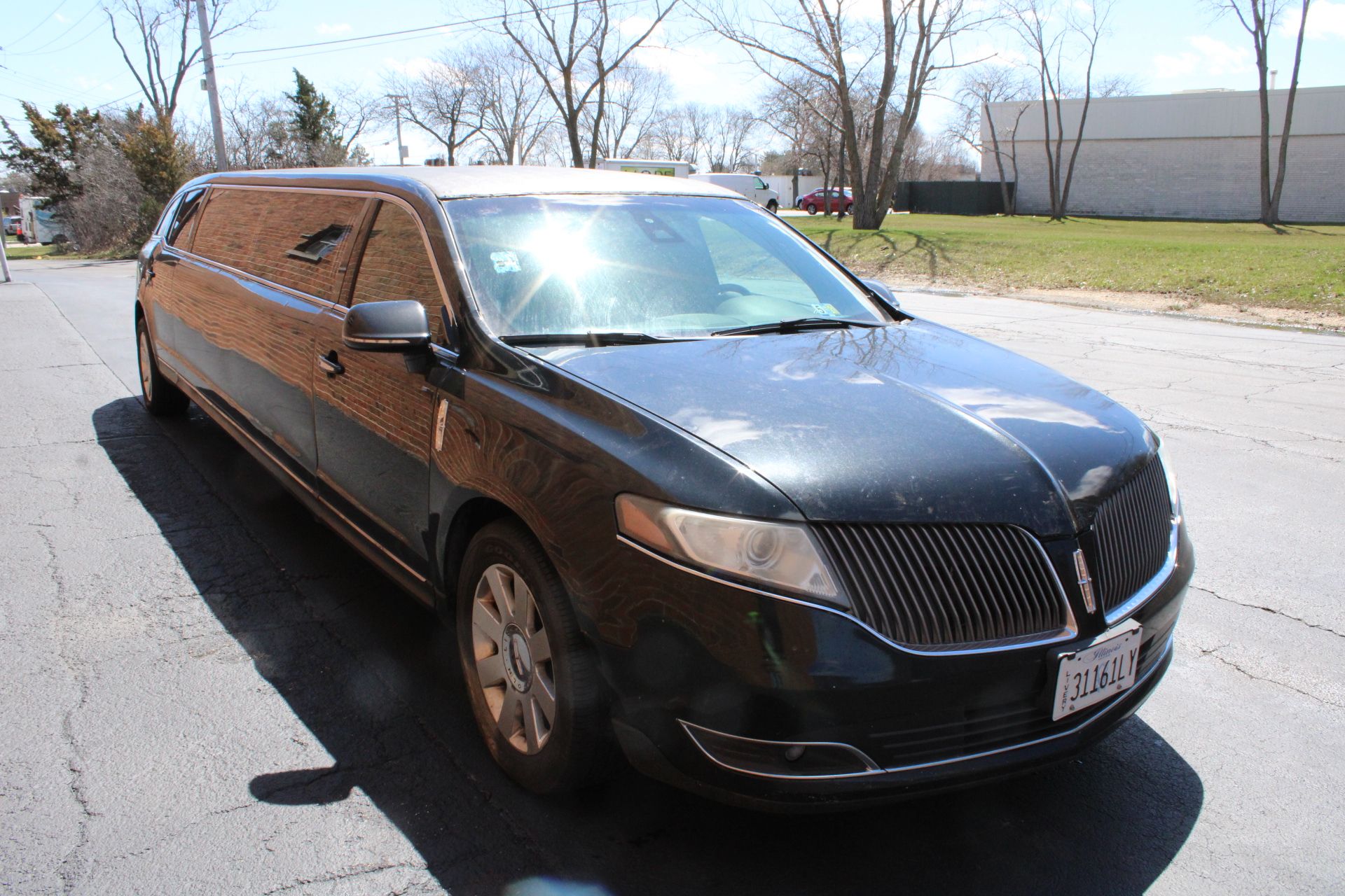 2013 LINCOLN MKT SEDAN 120” STRETCH LIMO, AWD, 3.7L V6, 358,861 MILES, VIN 2L1MJ5LK8DBL51247, - Image 5 of 15