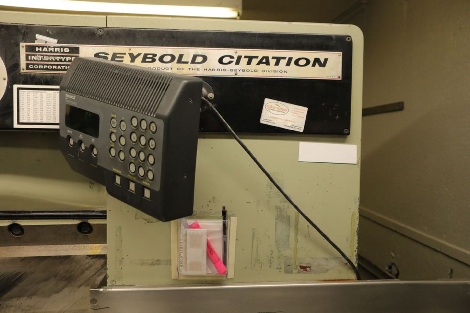 Seybold Citation 42” commercial paper cutter with back gauge, Micro Cut Senior controller and (3) - Image 2 of 4