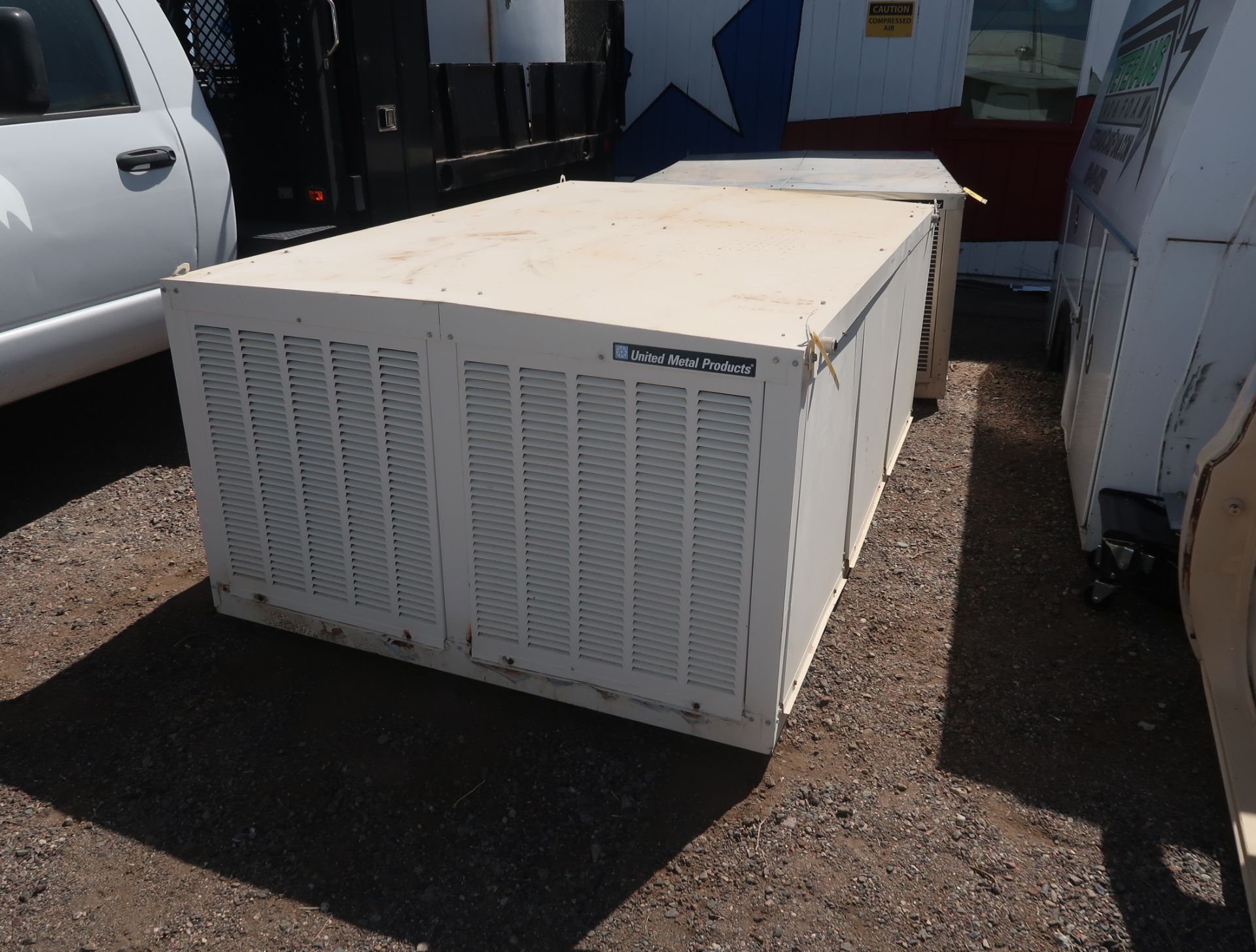 UNITED METAL COMMERCIAL EVAP COOLER, 460V 3PH, 21,000 CFM