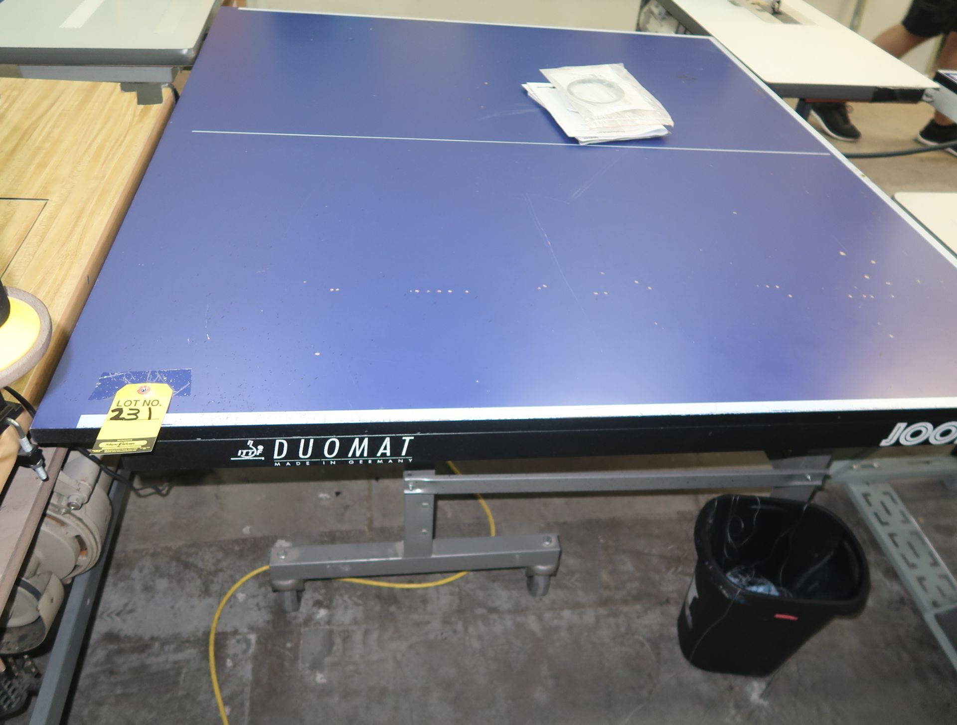 JOOLA 5' X 4.5' PING PONG TABLE (HALF)