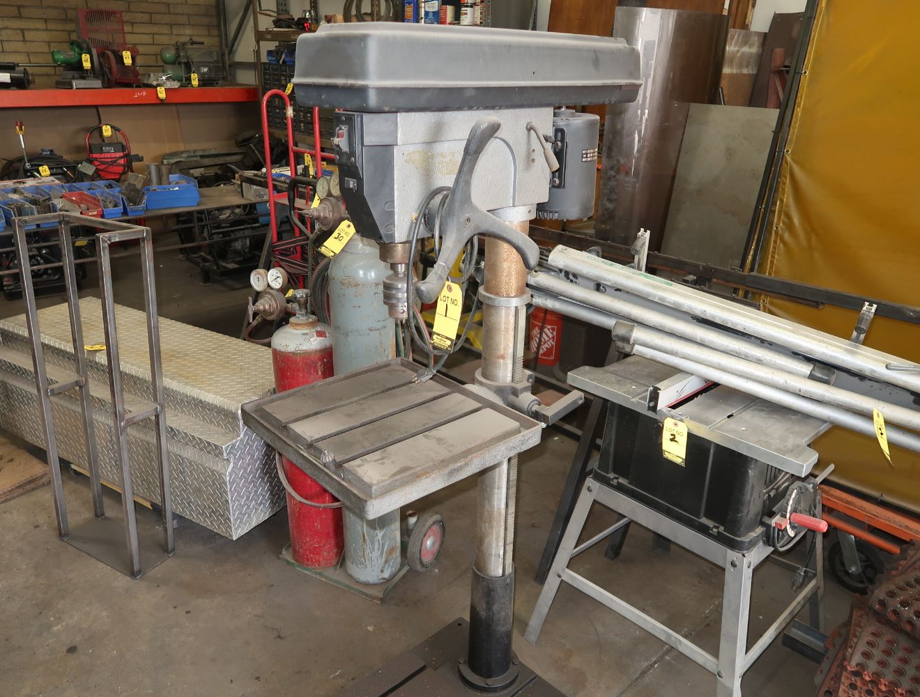 TOMCO FABRICATION: FABRICATING, WELDING, ANGLE ROLL, SHOP TABLES, ETC.