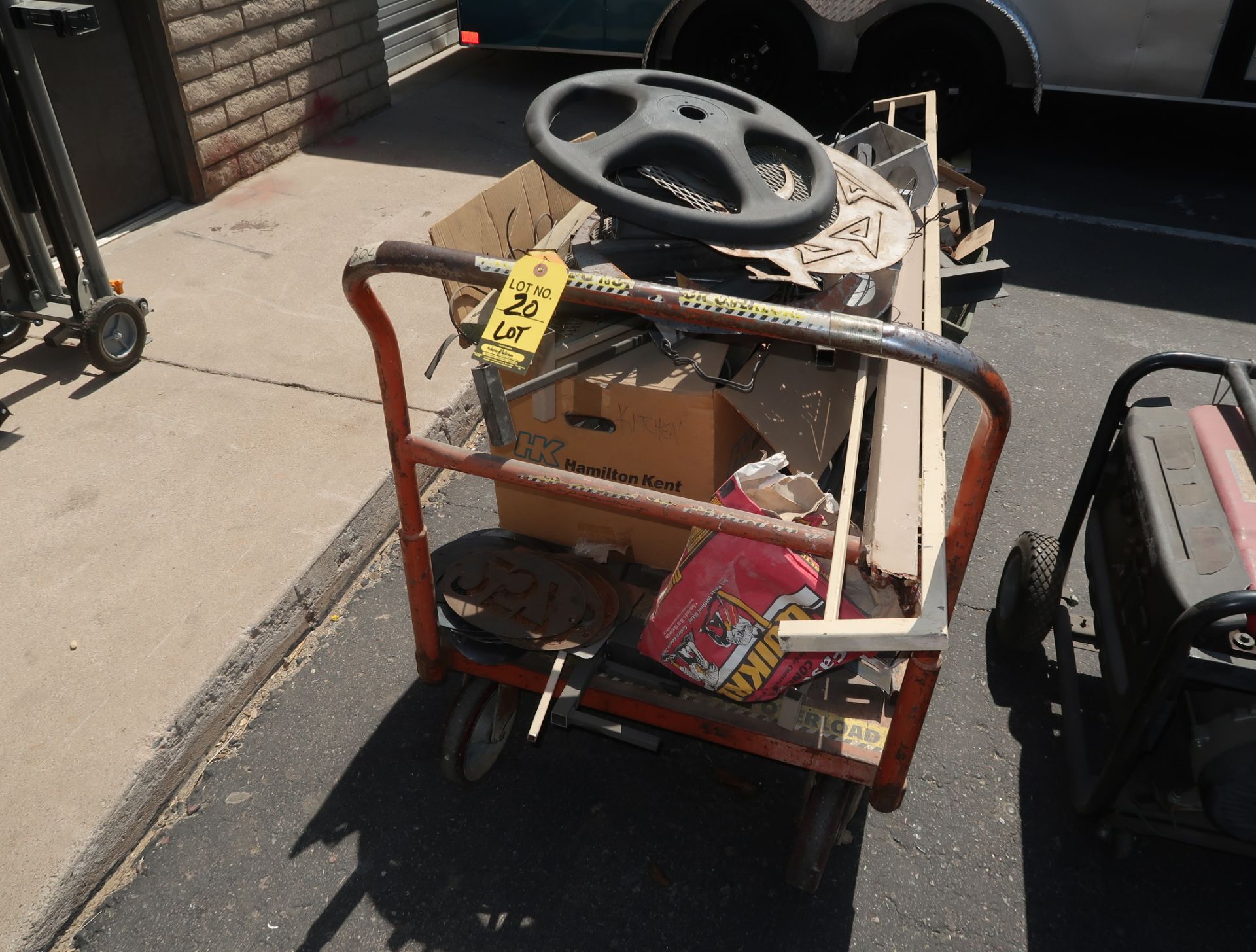 LOT 5'X3' CART W/ CONTENTS