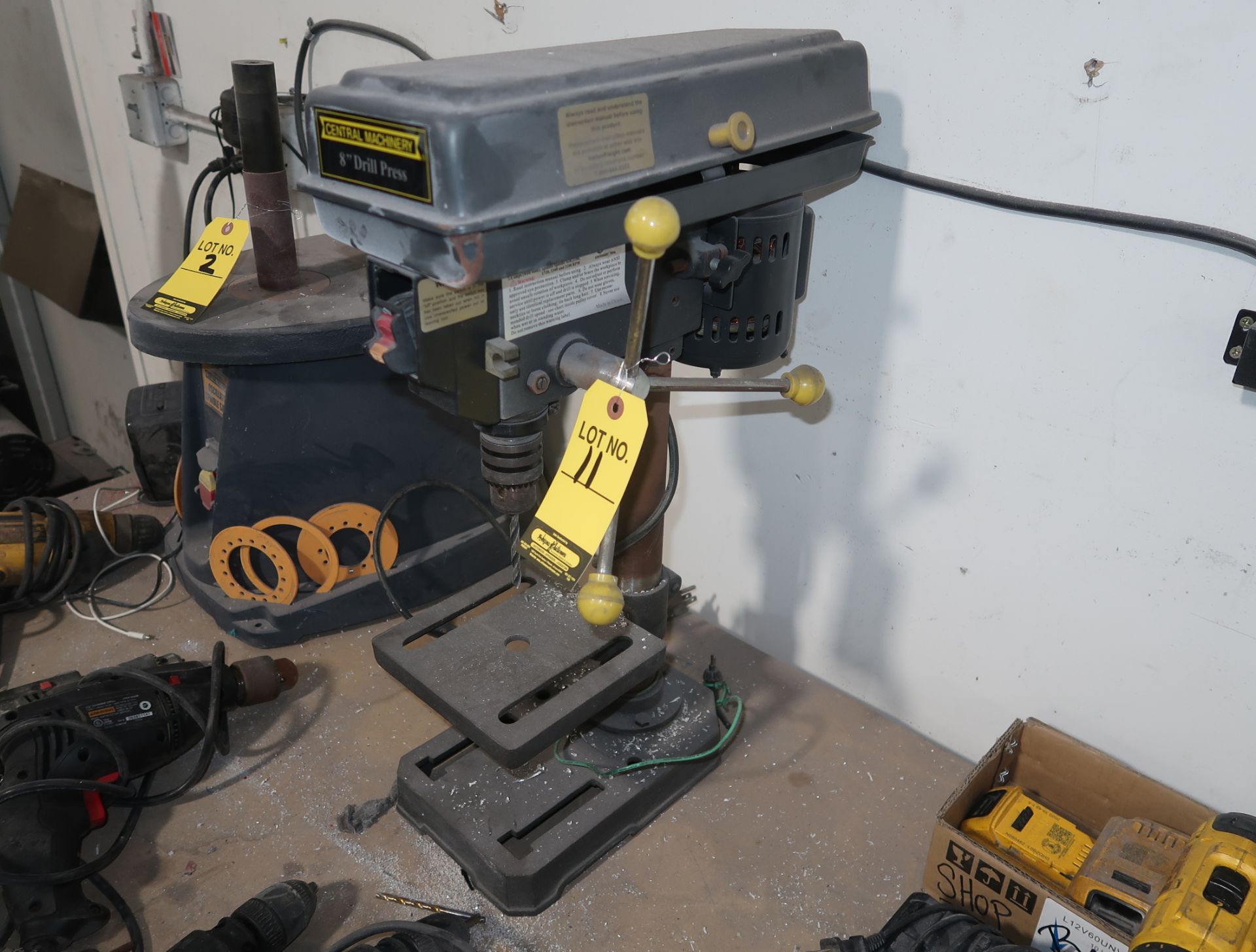 CENTRAL MACHINERY 8" DRILL PRESS