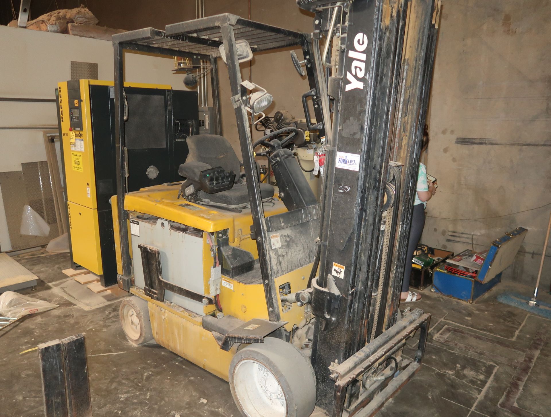 YALE 4000LB ELECTRIC FORKLIFT MDL. ERC0G0GHN48TQ092 NOT RUNNING