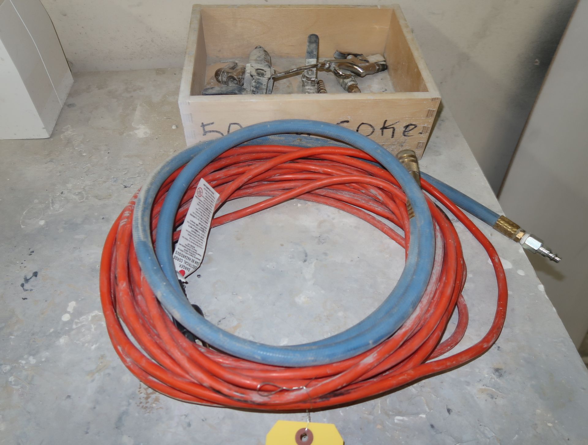 LOT AIR HOSE & CONNECTORS