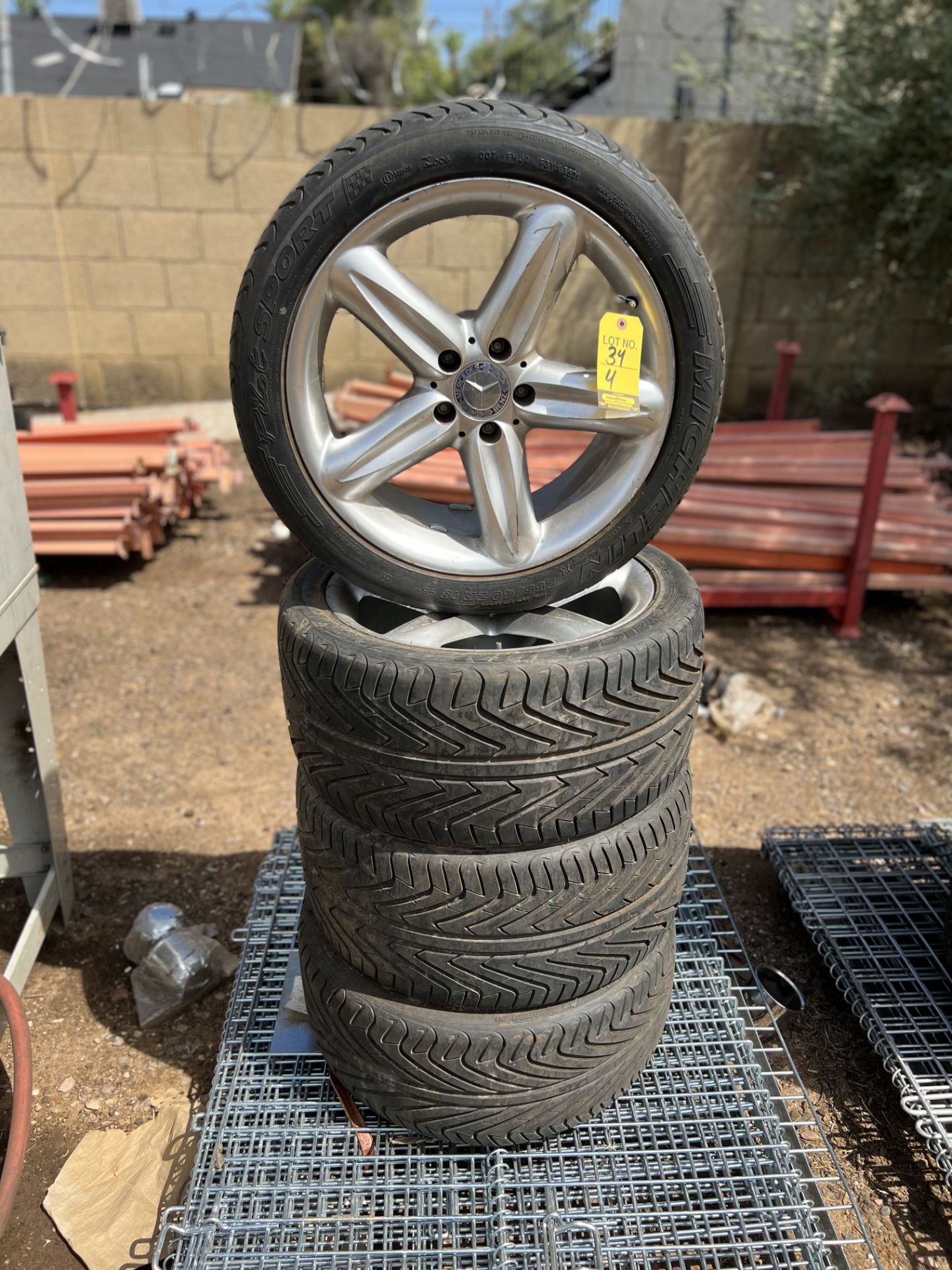 MICHELIN P255/40ZR18 TIRES & WHEELS 5-LUG