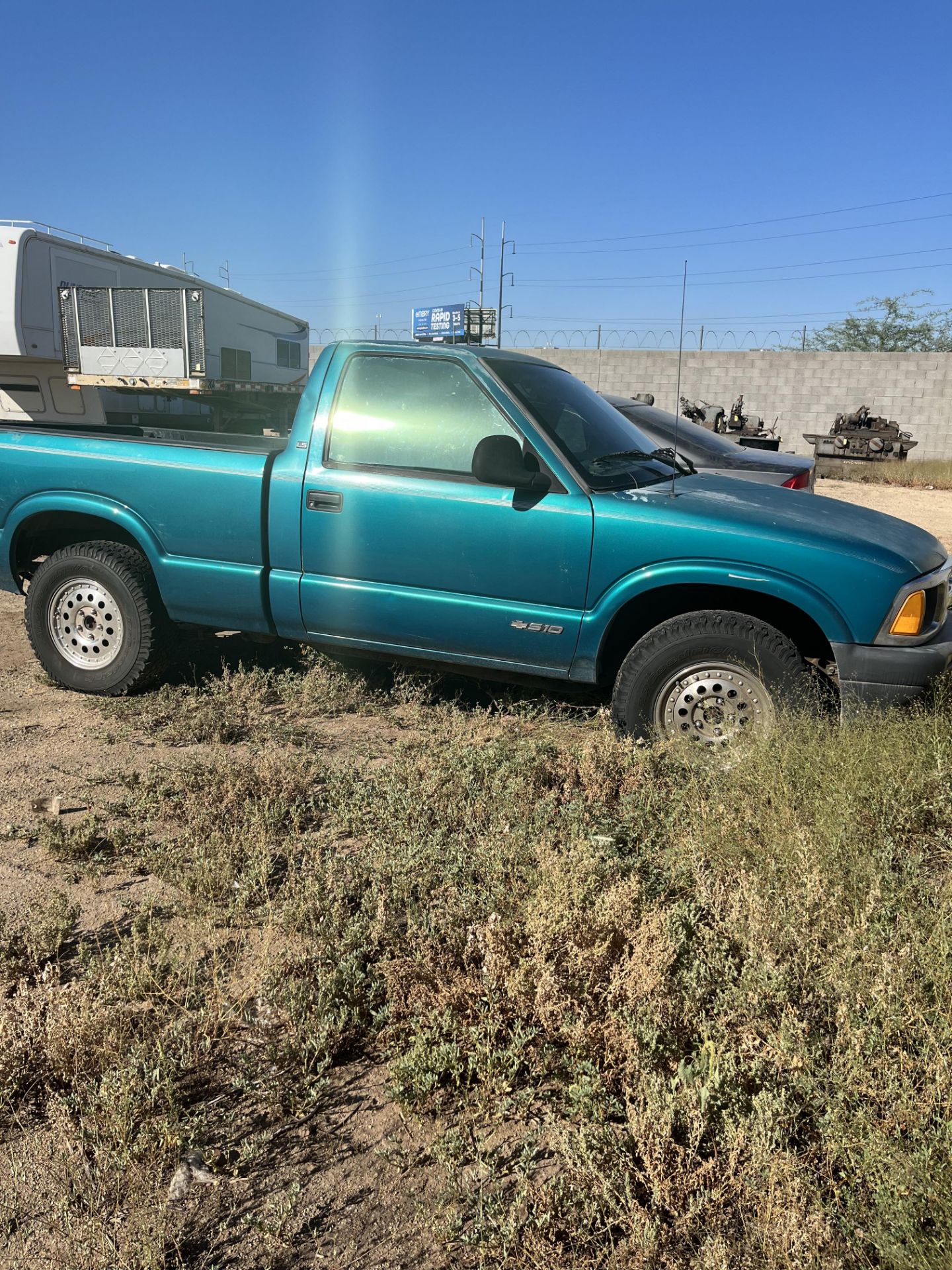 1994 CHEVY S10 VIN. 1GCDT14ZXR8235432, ODOMETER READS 243,374 MI., DOES NOT RUN, GOOD TITLE