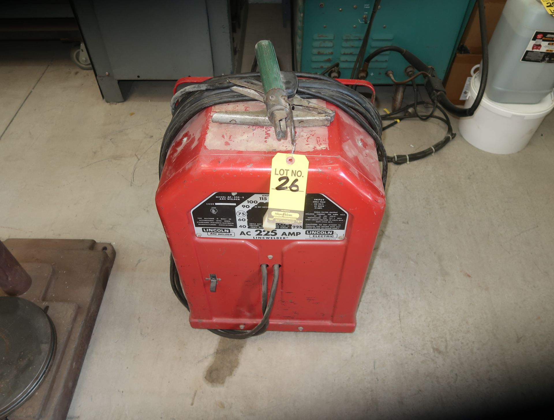 LINCOLN AC 225 AMP WELDER 220V 1PH