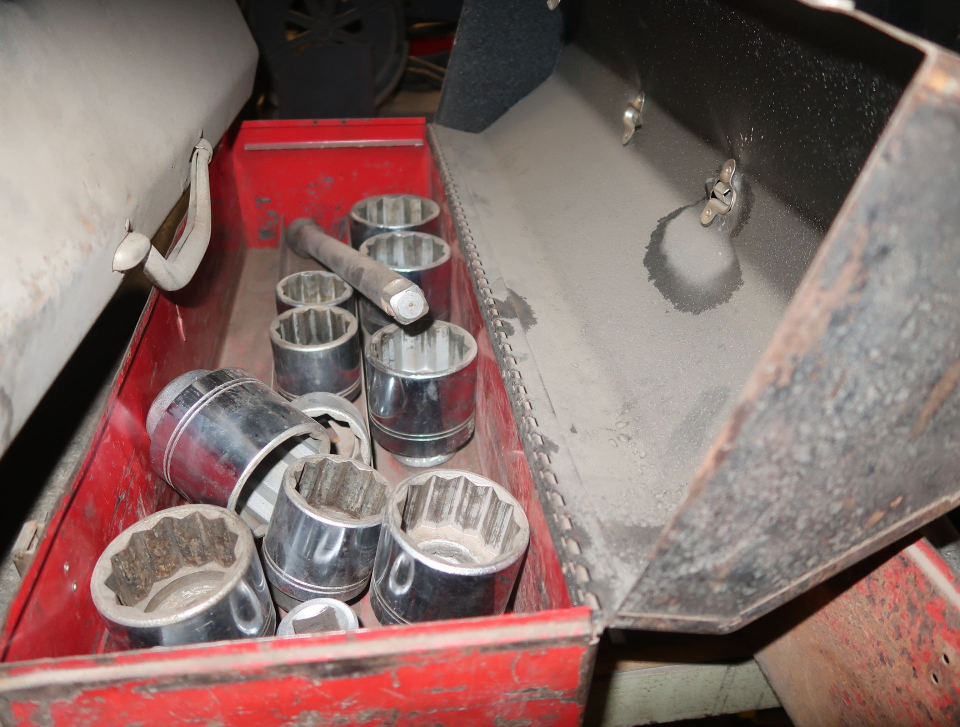 LOT LARGE SOCKETS, ETC. (1-SHELF) - Image 4 of 5