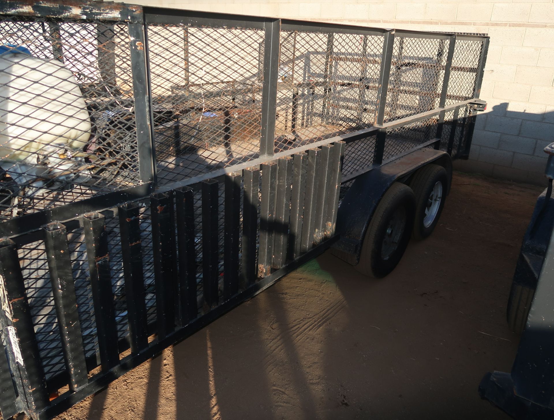 BIG TEX 16.25', 4' WALLS DOUBLE AXLE TRAILER - Image 2 of 5