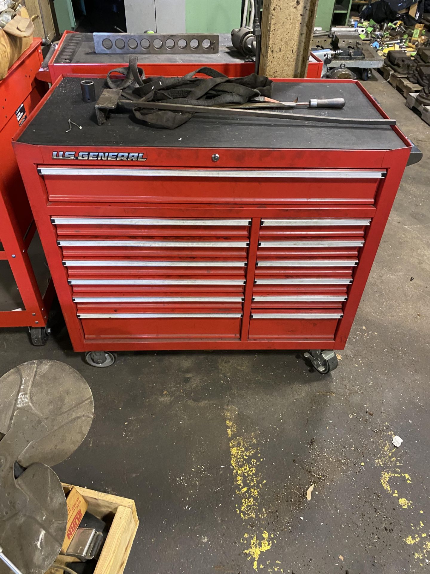 US General 13 Drawer Rolling Tool Box w/ Contents