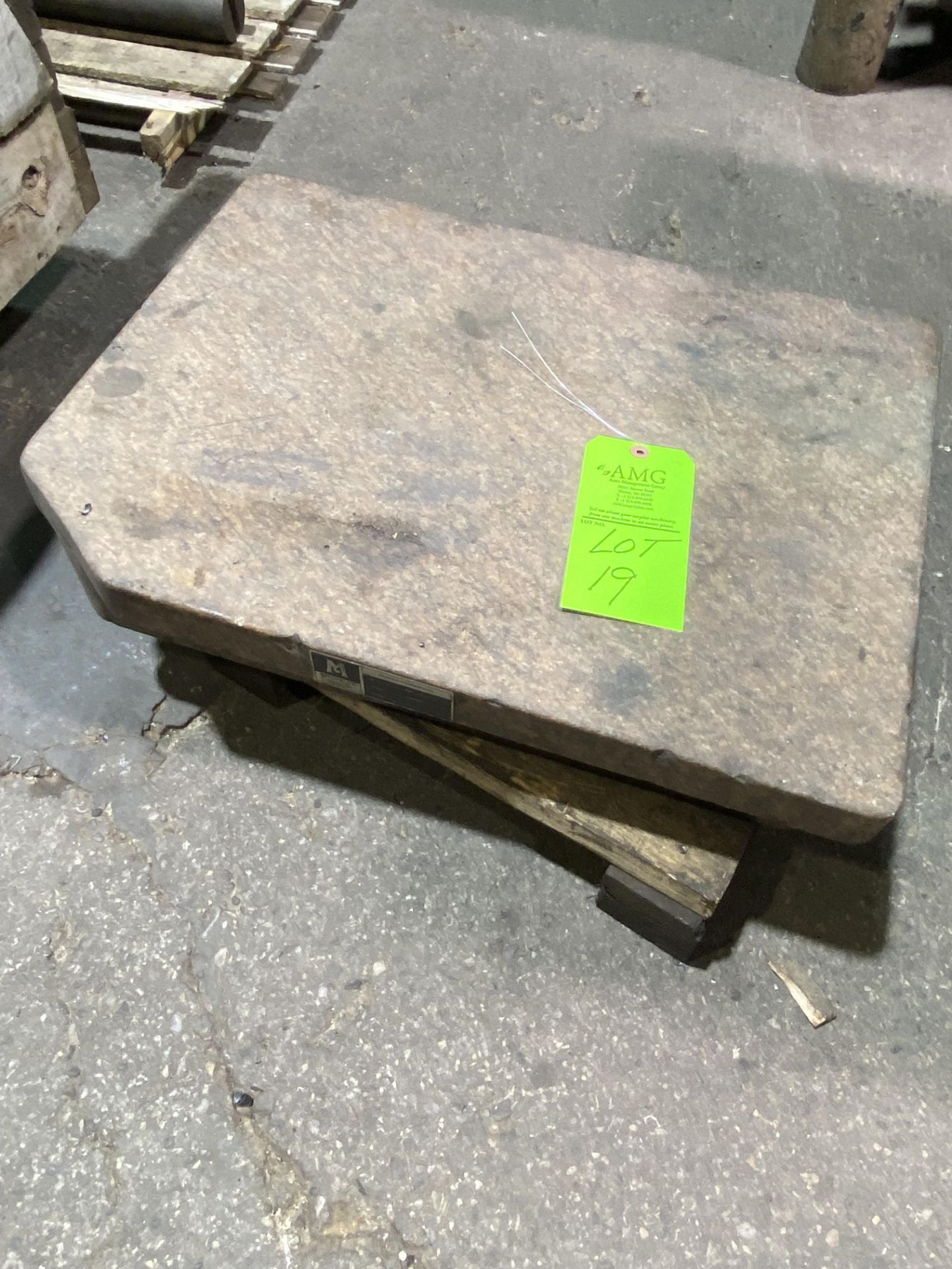 Mitchells Pink Granite Plate, 18"x 24" x 5"