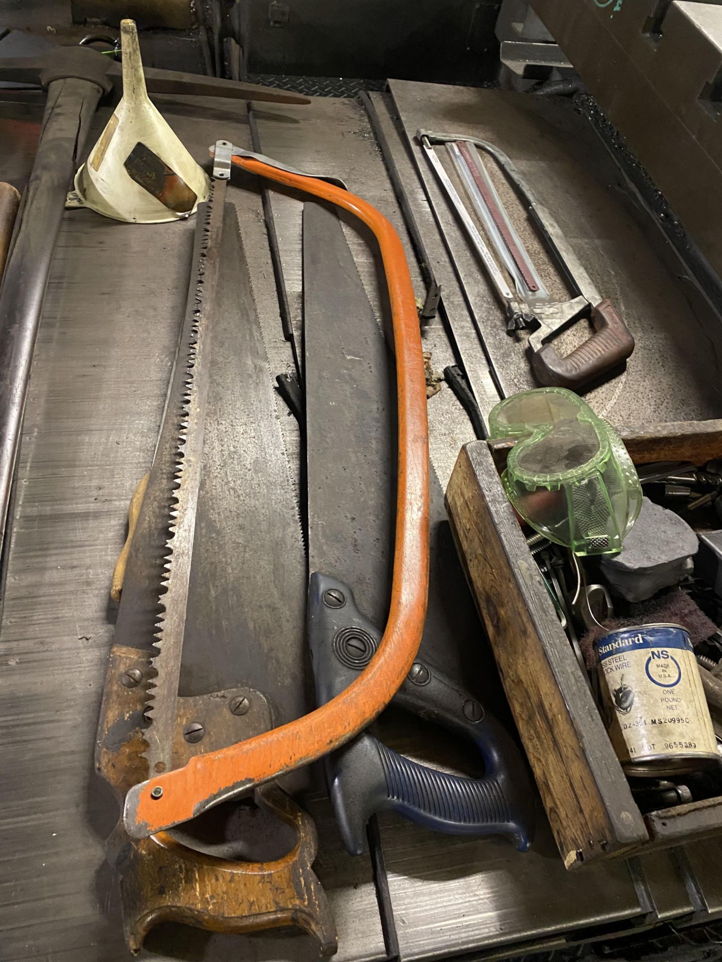 Lot of Various Hand Tools consisting of Drill, Sledge Hammer, Metal & Wood Saws - Image 3 of 6