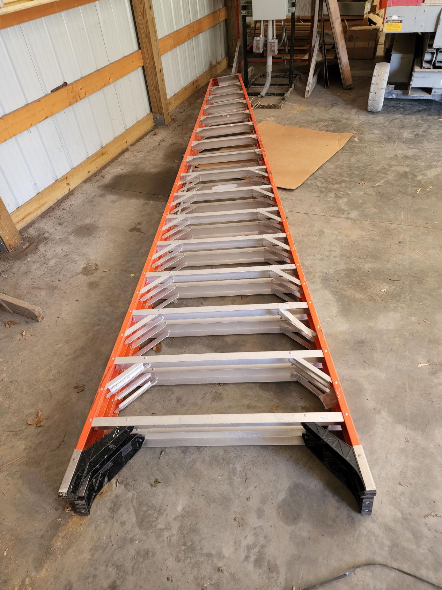 Werner 16' Fiberglass Dual Side Step Ladder