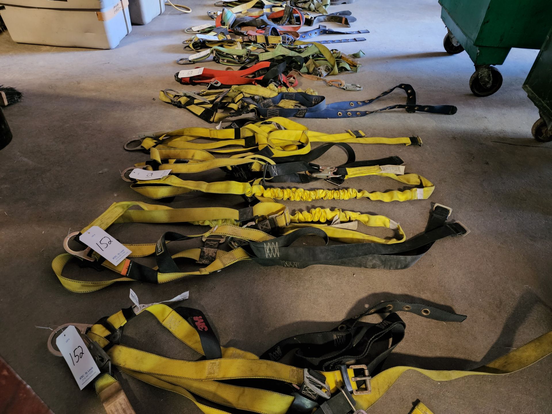 Lot Consisting of Safety Equipment - Image 2 of 19