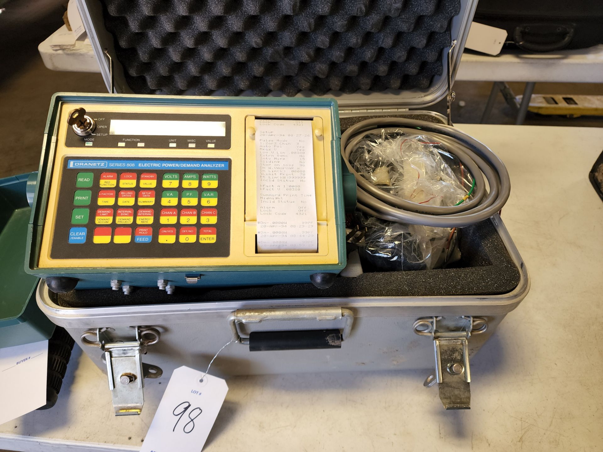 Dranetz Series 808 Electric Power Demand Analyzer w/Hard Case